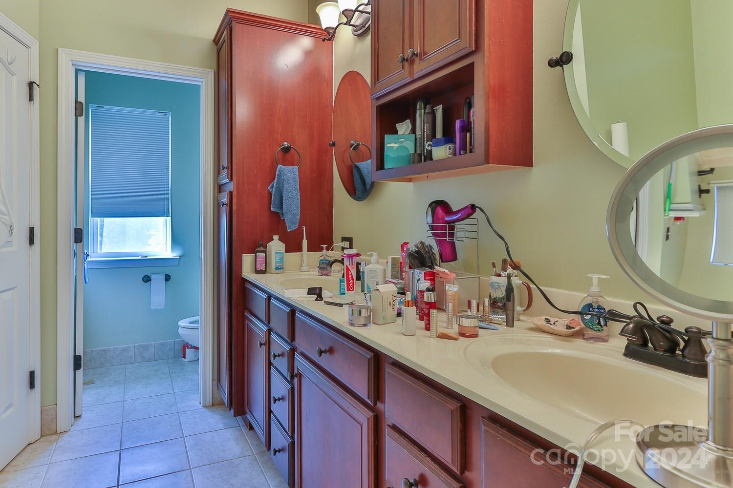 148 N Ott Dyson Center 1125 Property Photo 17
