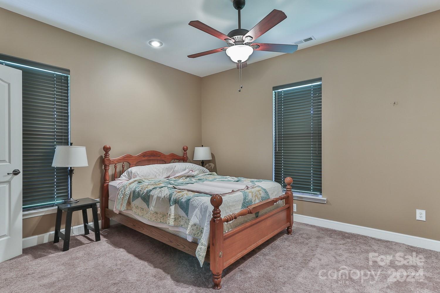 148 N Ott Dyson Center 1125 Property Photo 25
