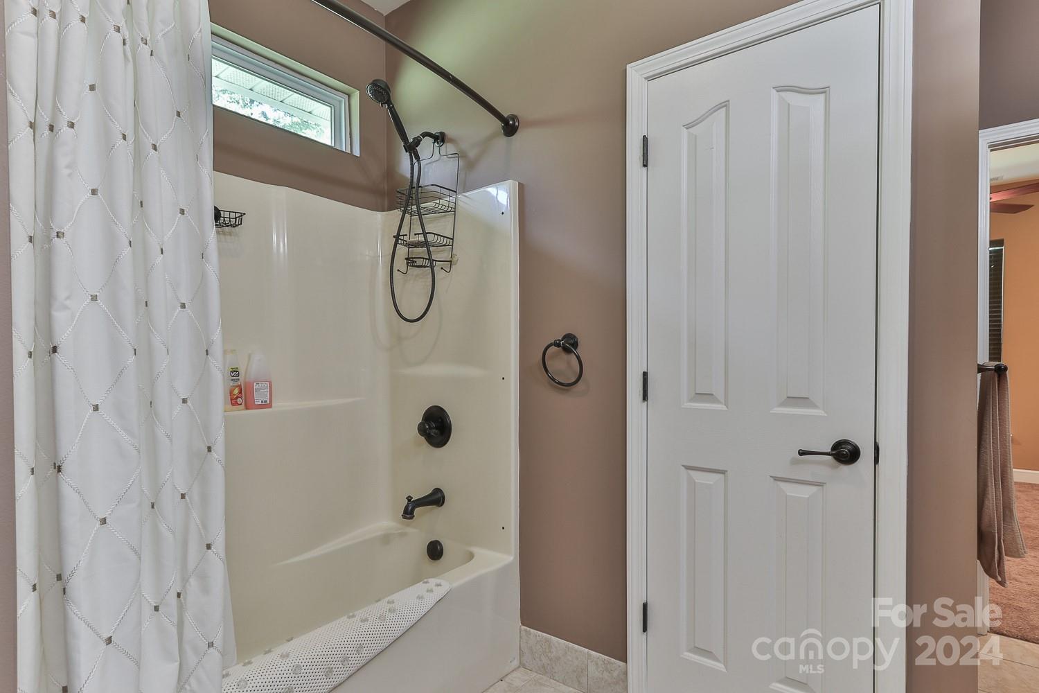 148 N Ott Dyson Center 1125 Property Photo 27