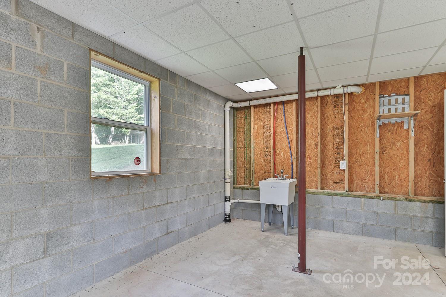 148 N Ott Dyson Center 1125 Property Photo 29
