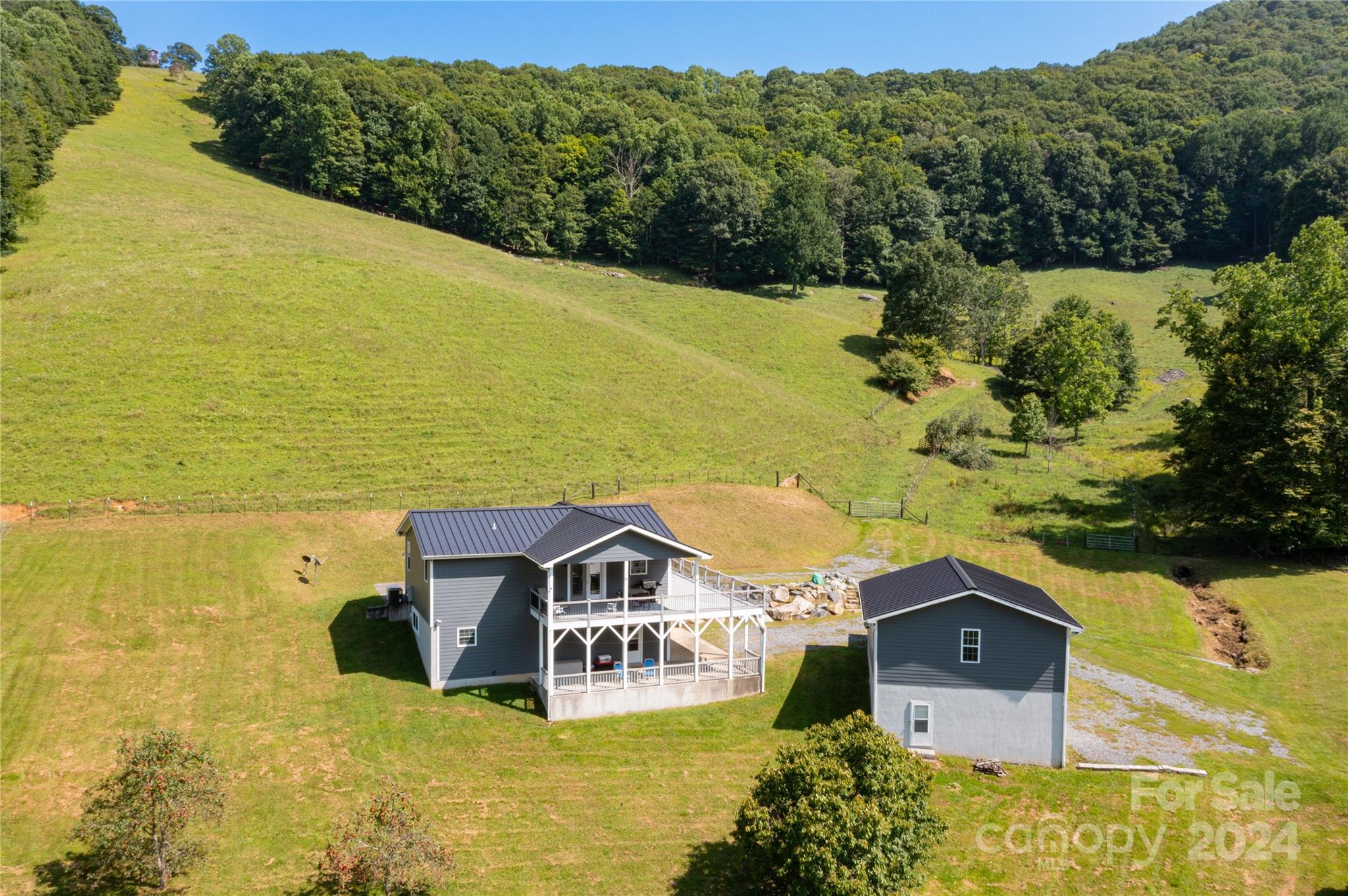 2345 Sugar Camp Road Property Photo 1