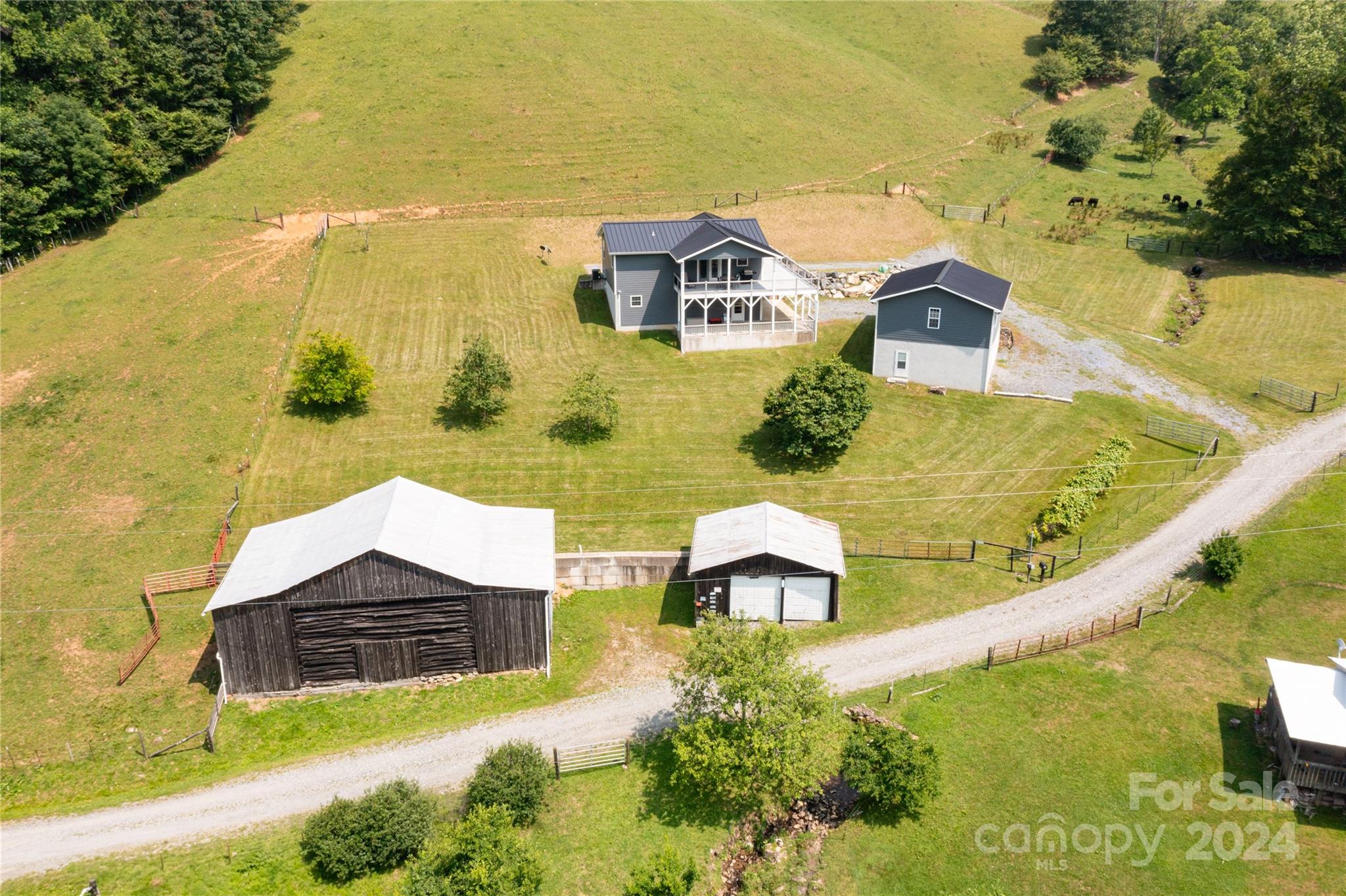 2345 Sugar Camp Road Property Photo 3