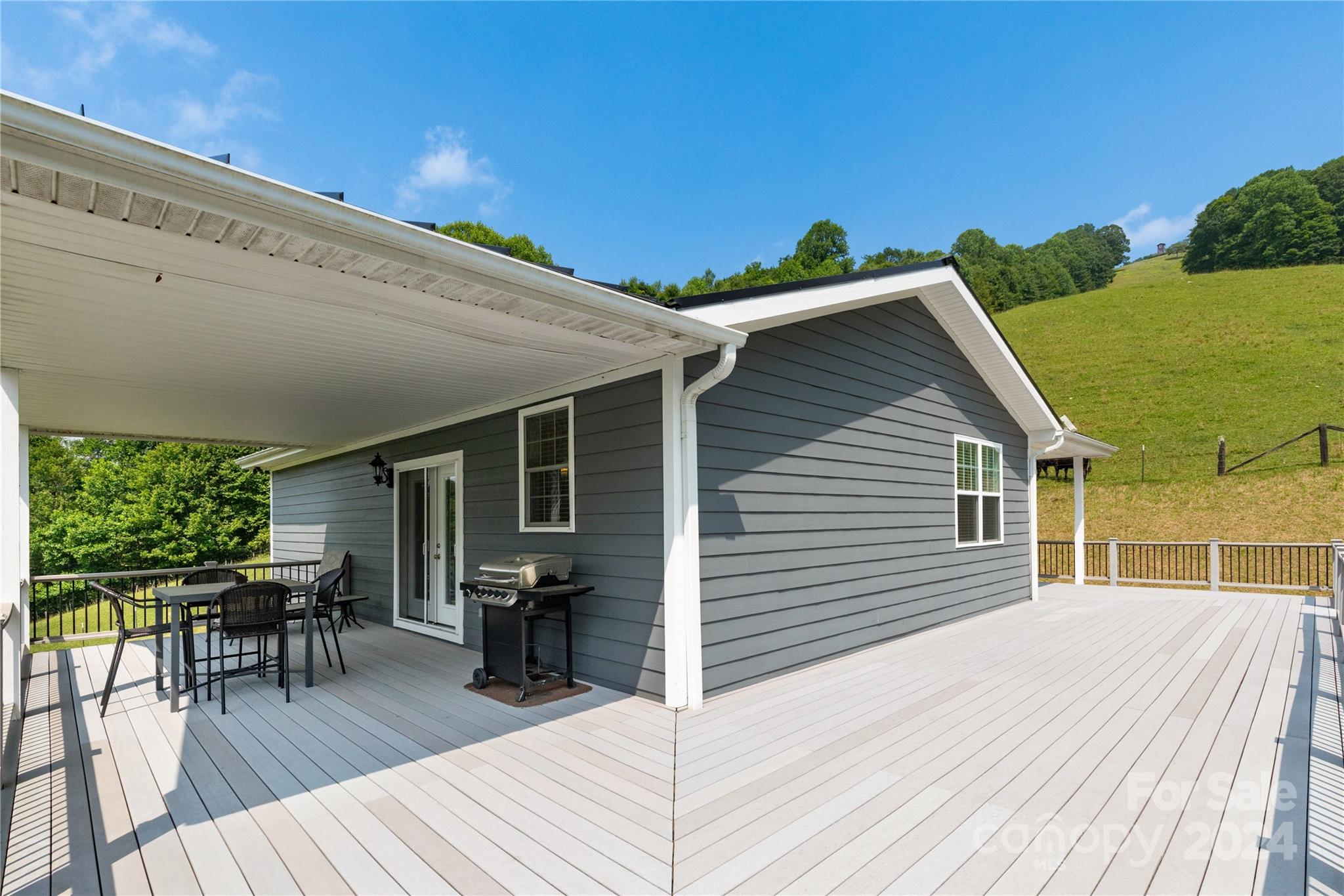 2345 Sugar Camp Road Property Photo 7