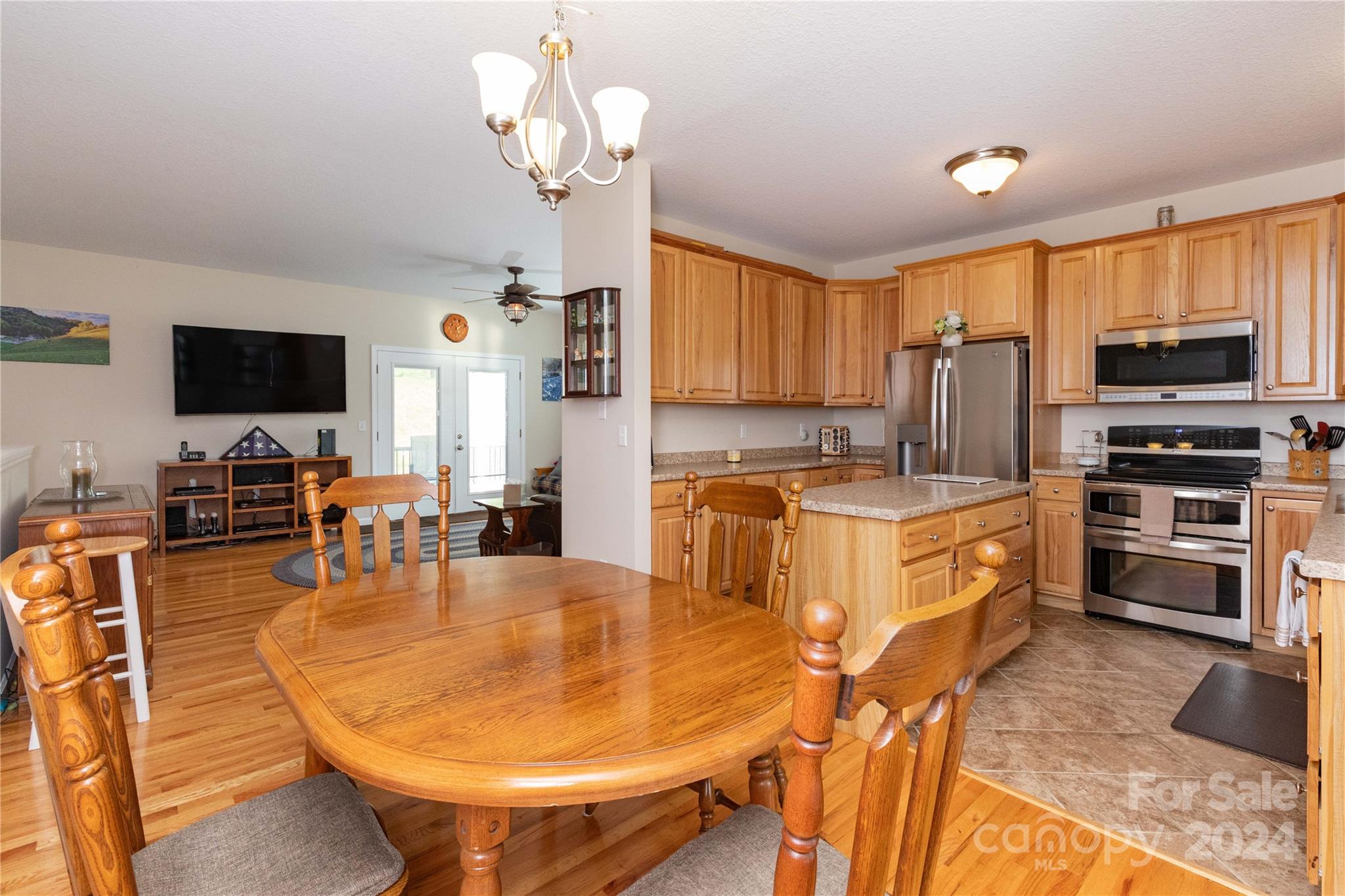2345 Sugar Camp Road Property Photo 14