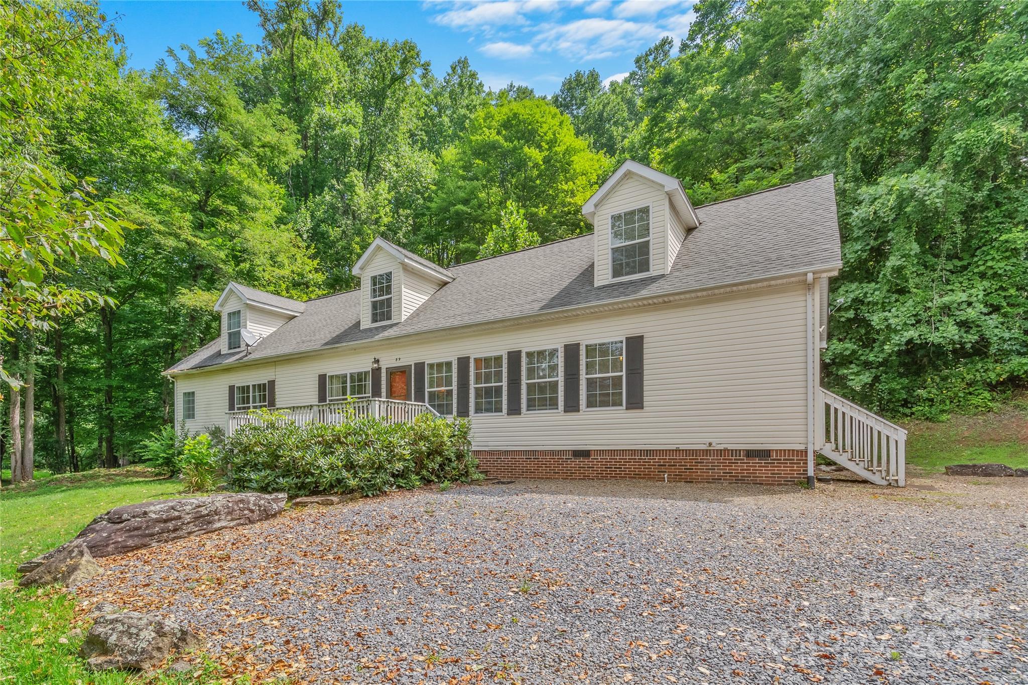 89 Palomino Road Property Photo 1
