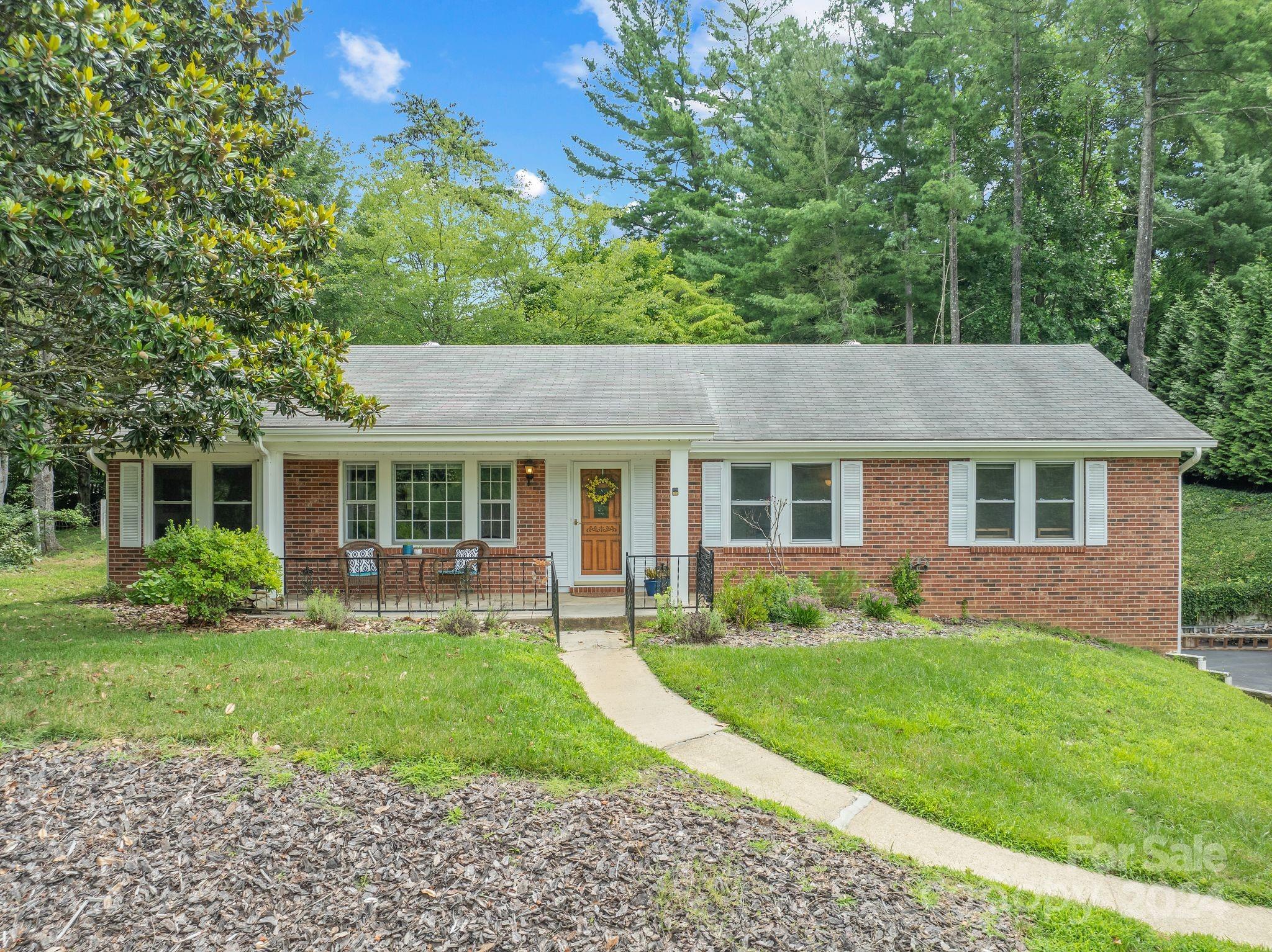 119 Woodland Hills Road Property Photo 1