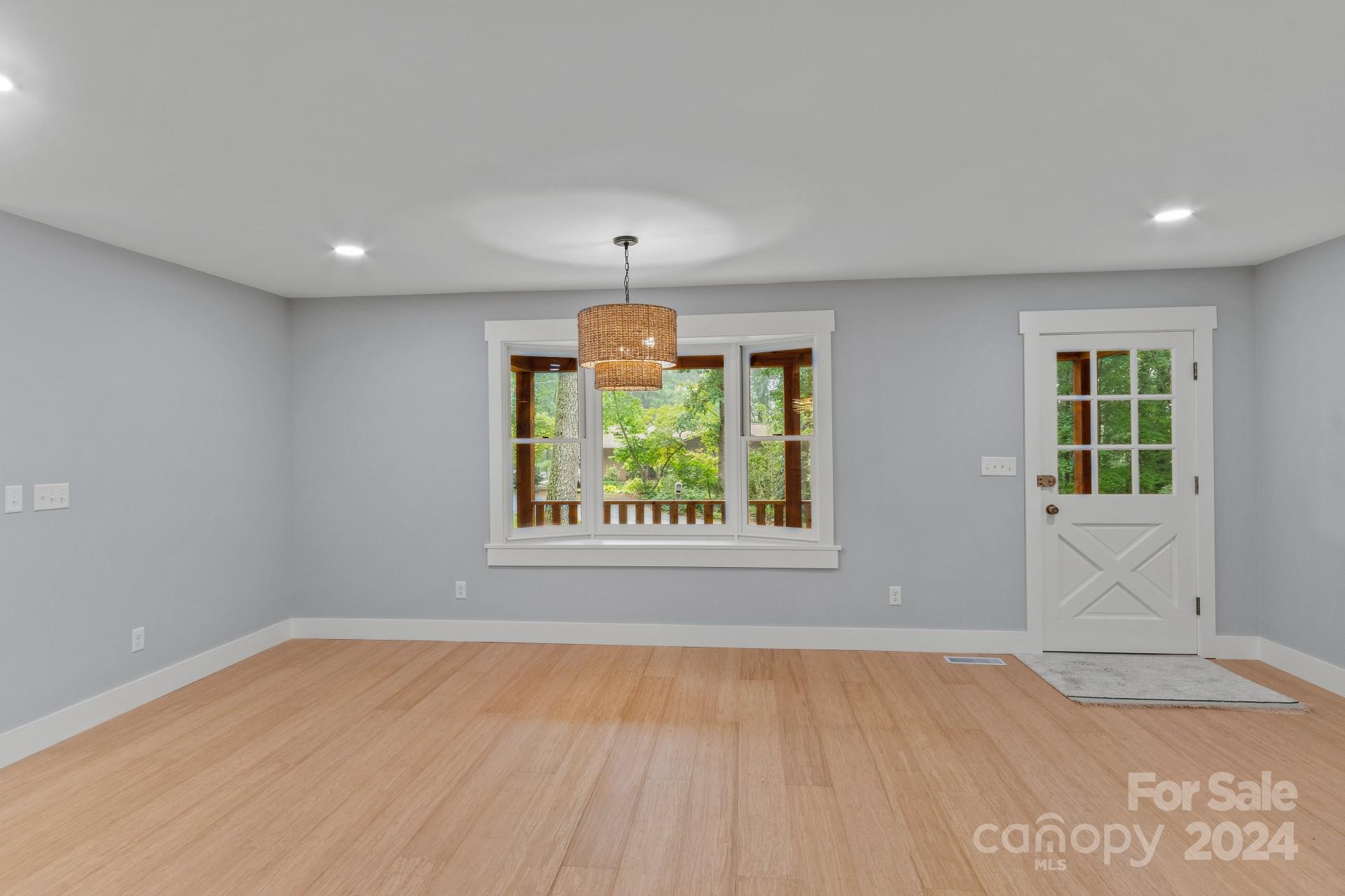 15 Pine Ridge Court Property Photo 10