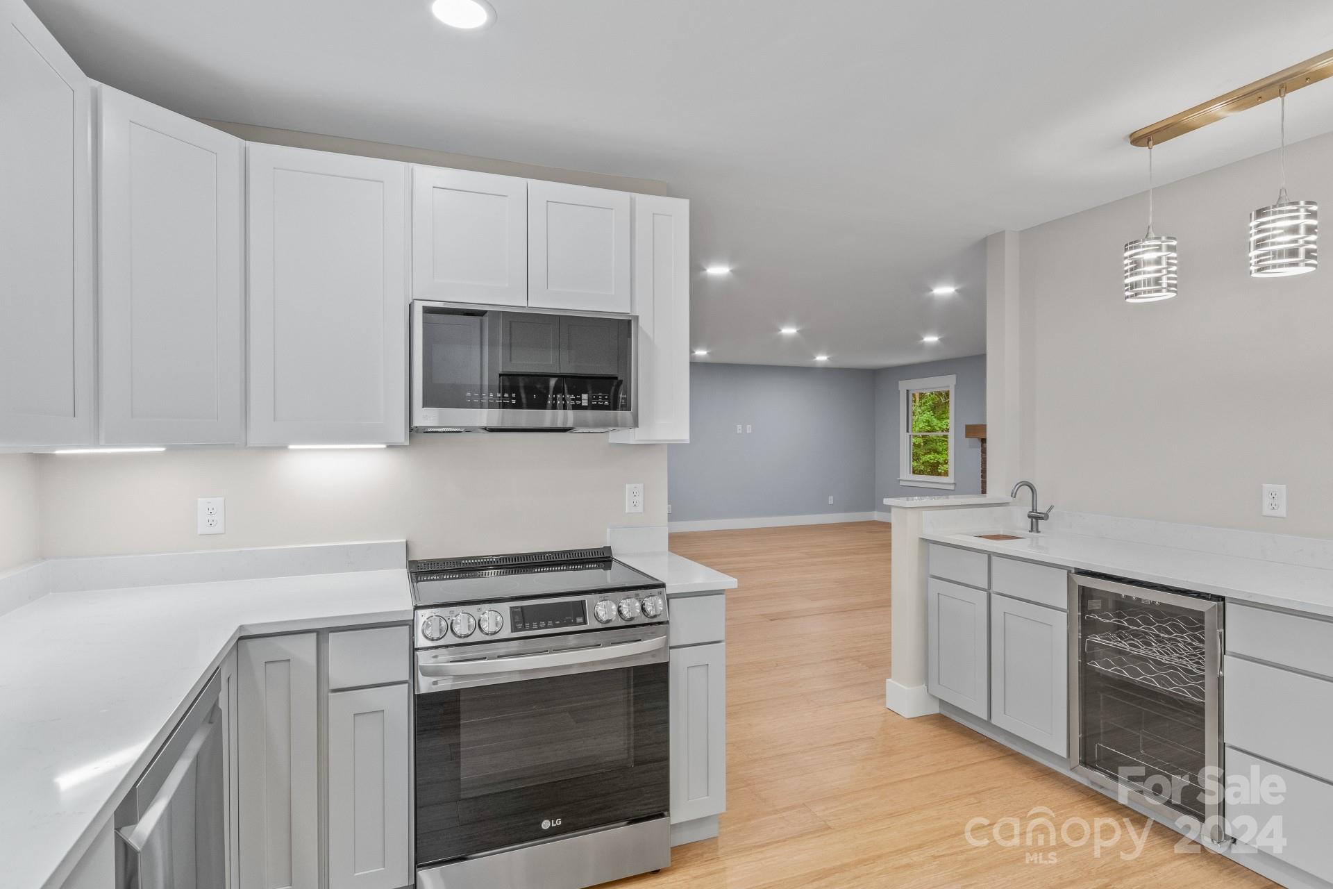 15 Pine Ridge Court Property Photo 16