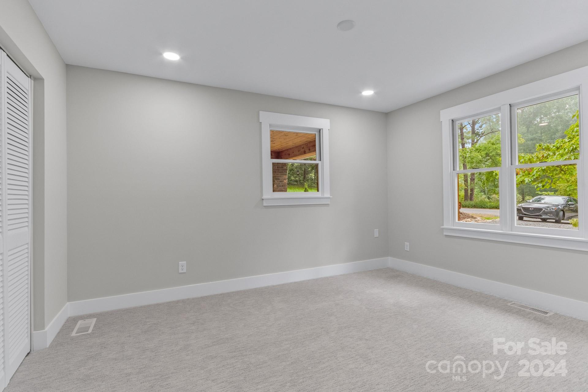 15 Pine Ridge Court Property Photo 25