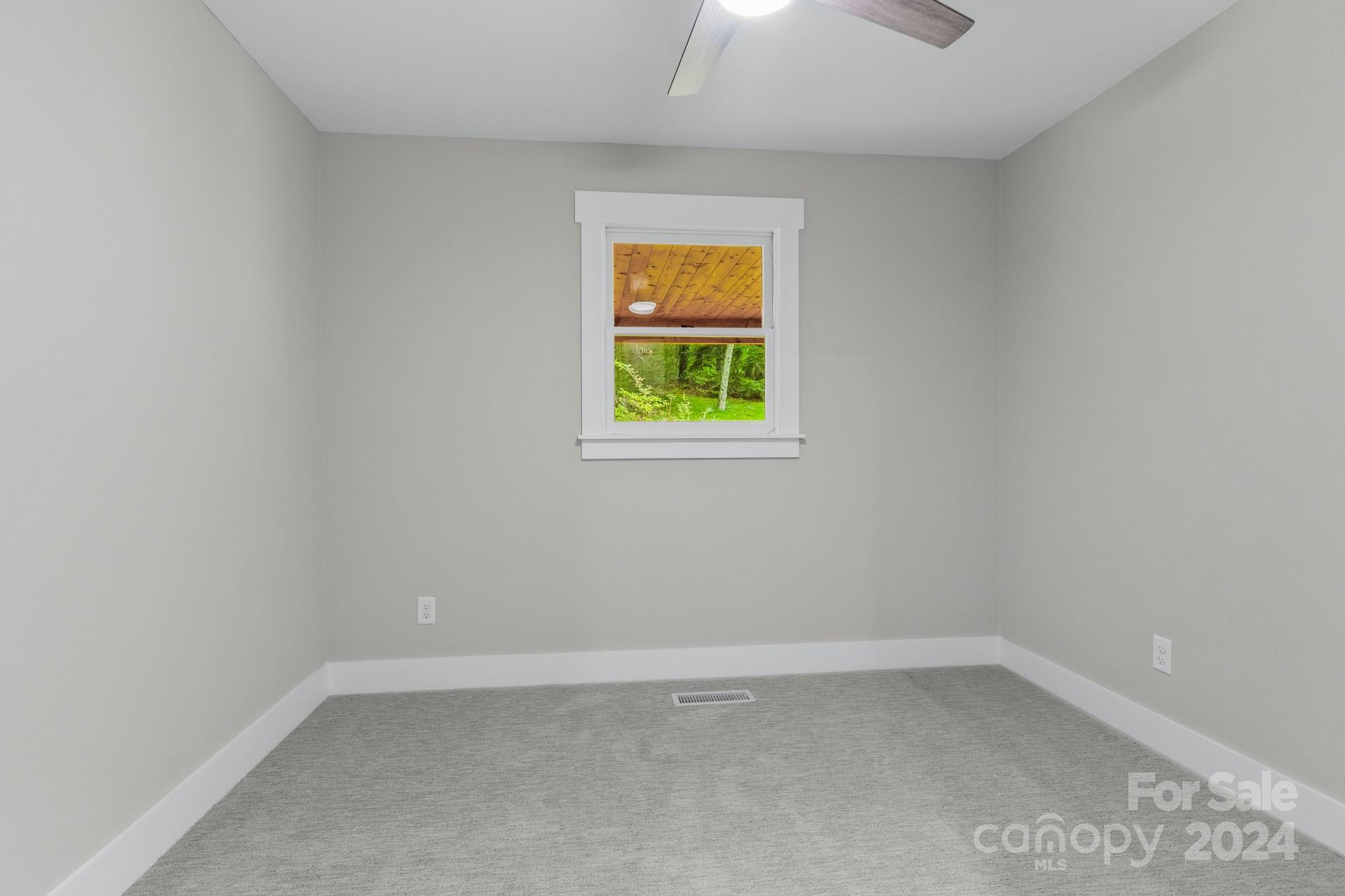 15 Pine Ridge Court Property Photo 27