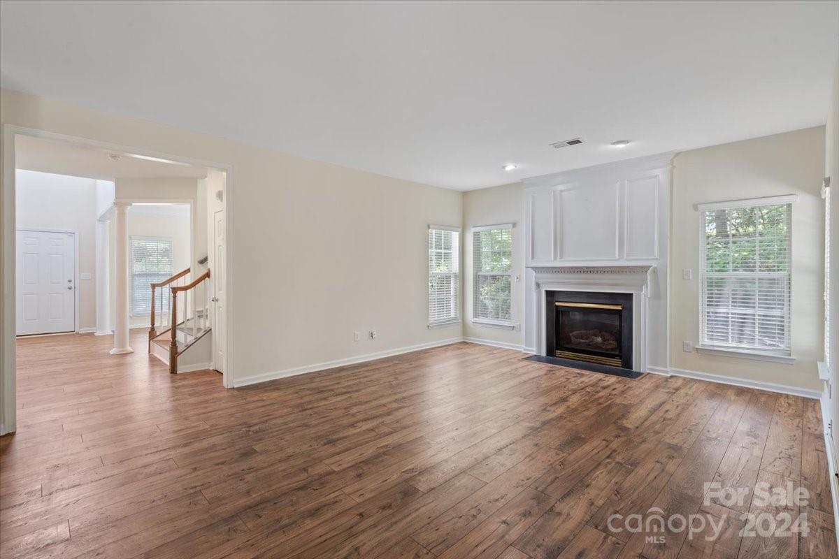 1900 Mt Isle Harbor Drive 98 Property Photo 12