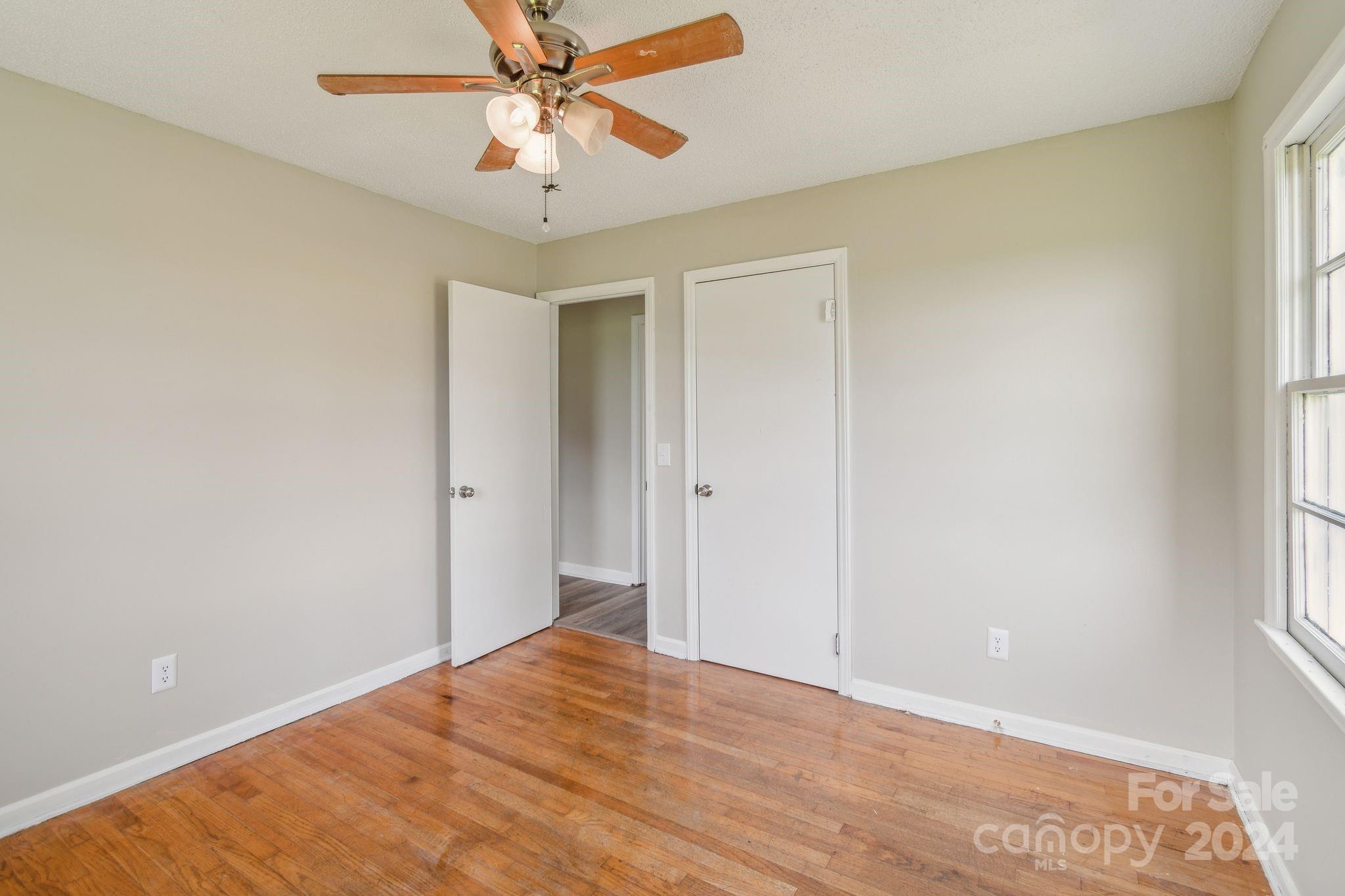 37 Clemmons Road Property Photo 20