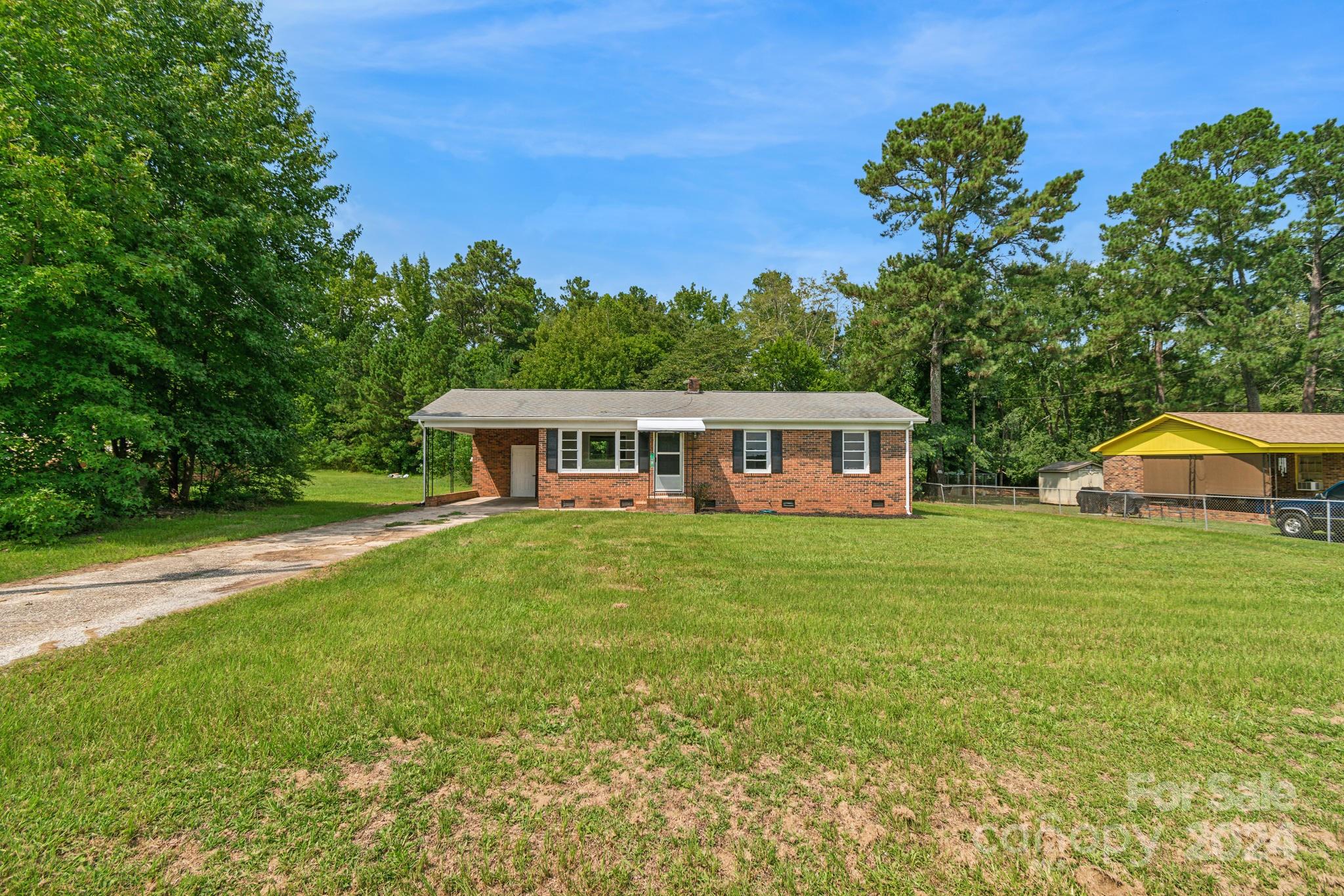 37 Clemmons Road Property Photo 25