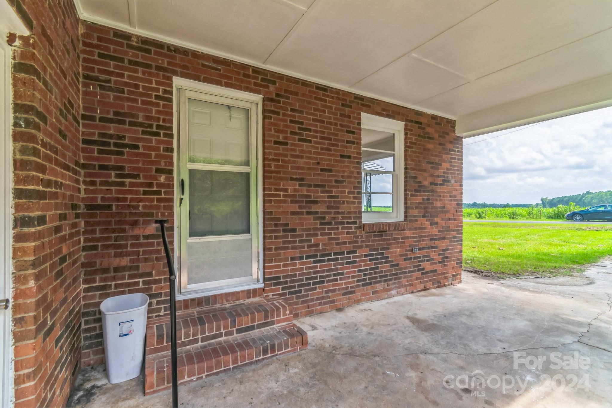 37 Clemmons Road Property Photo 27