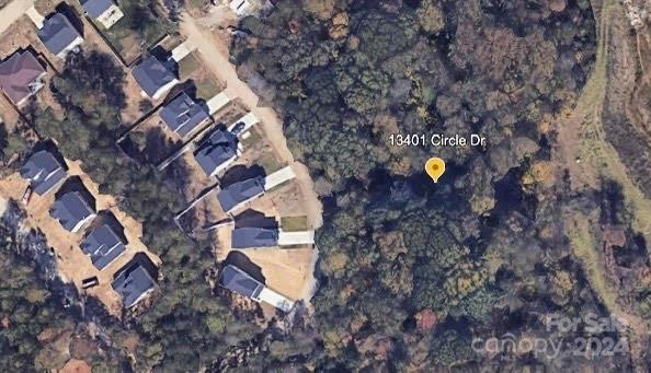 13401 Circle Drive Property Photo 1