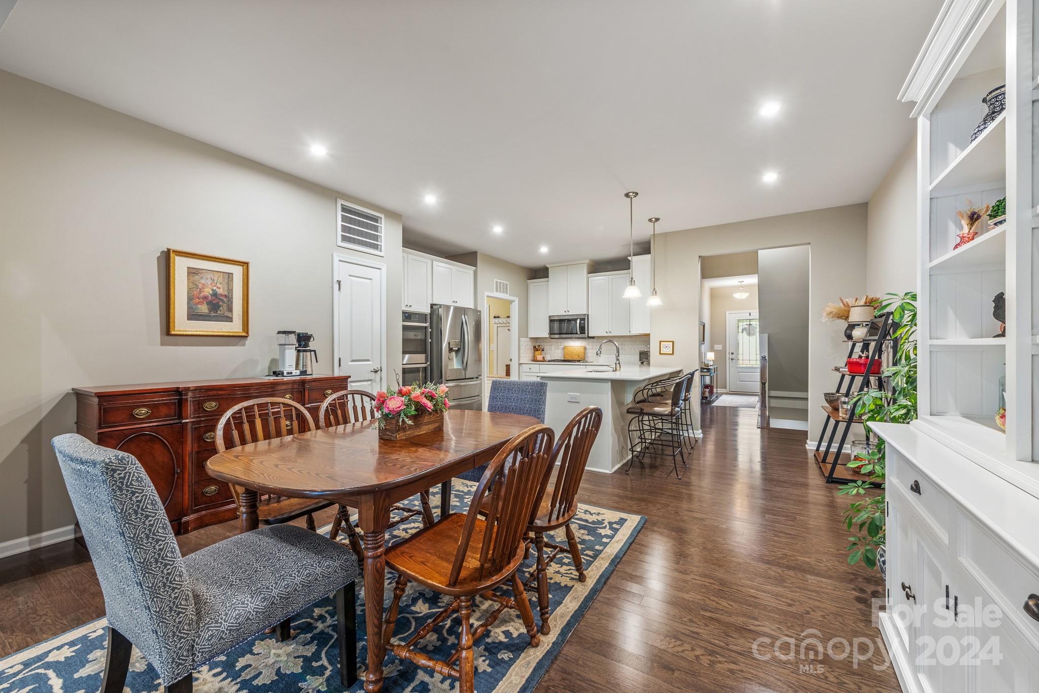 160 Beacon Drive D Property Photo 16