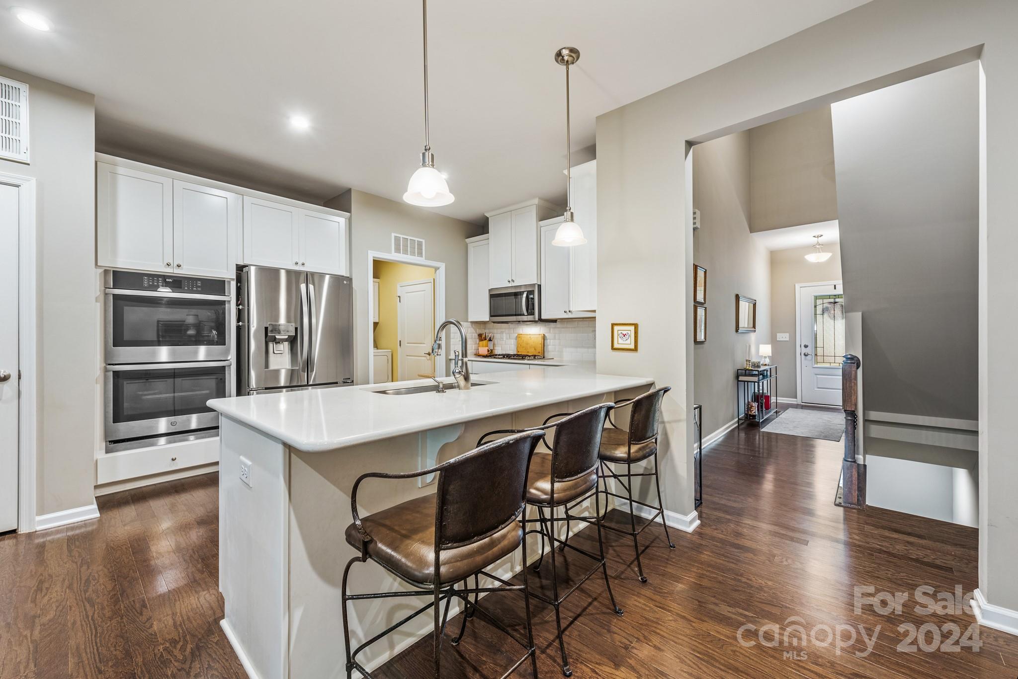 160 Beacon Drive D Property Photo 20