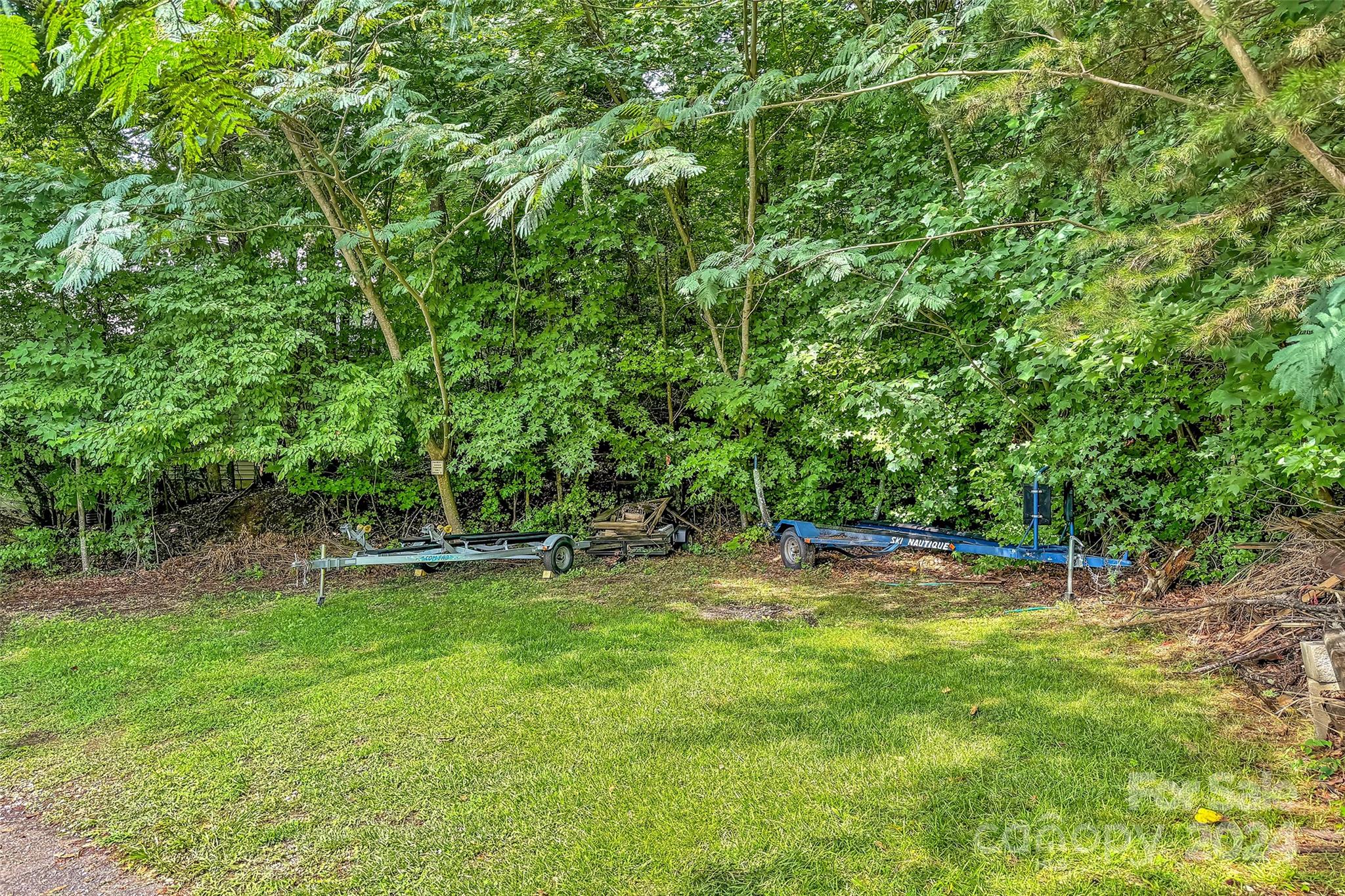 1700 W Lakeshore Drive Property Photo 16
