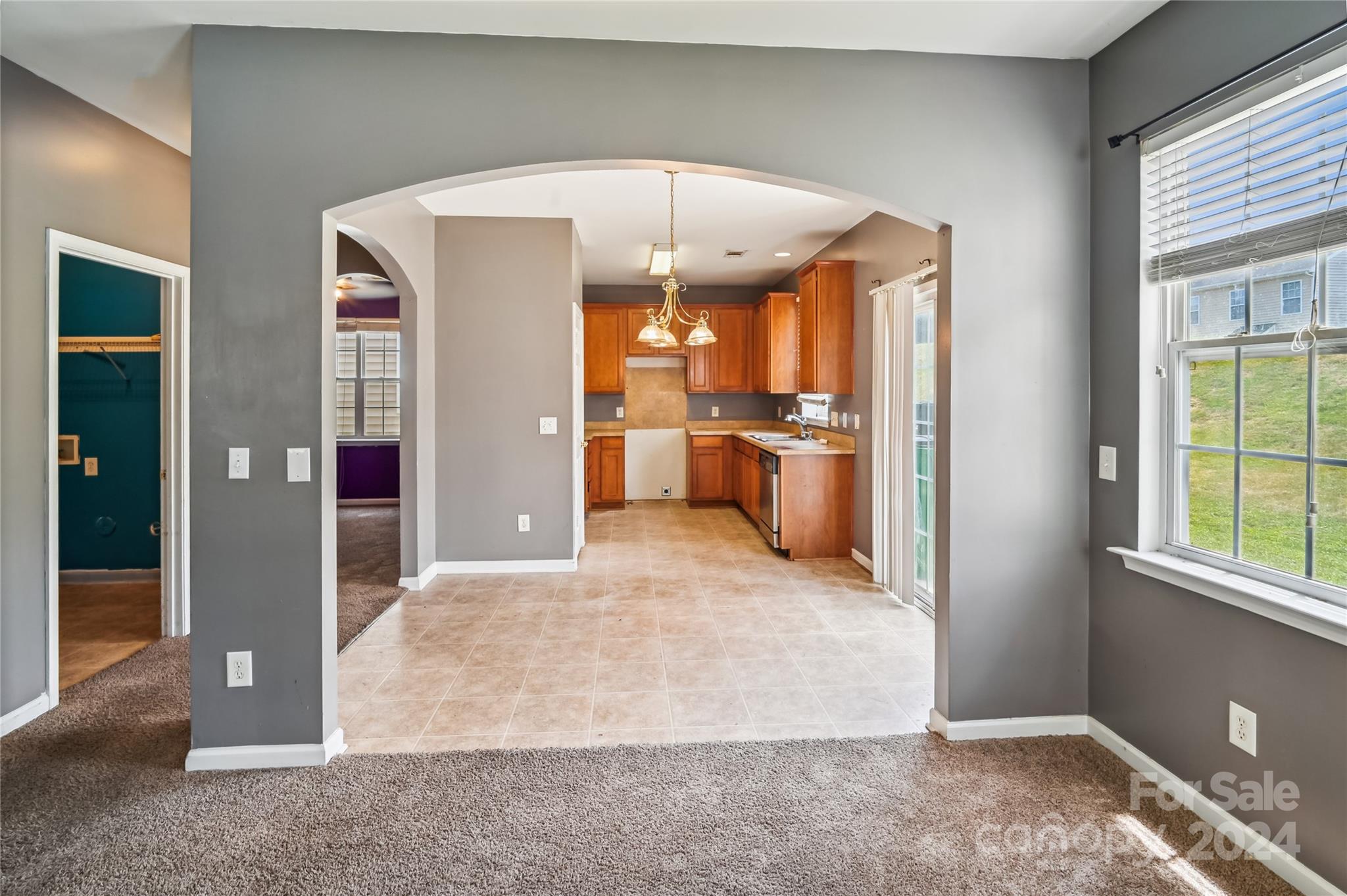 745 Lumber Lane Property Photo 4