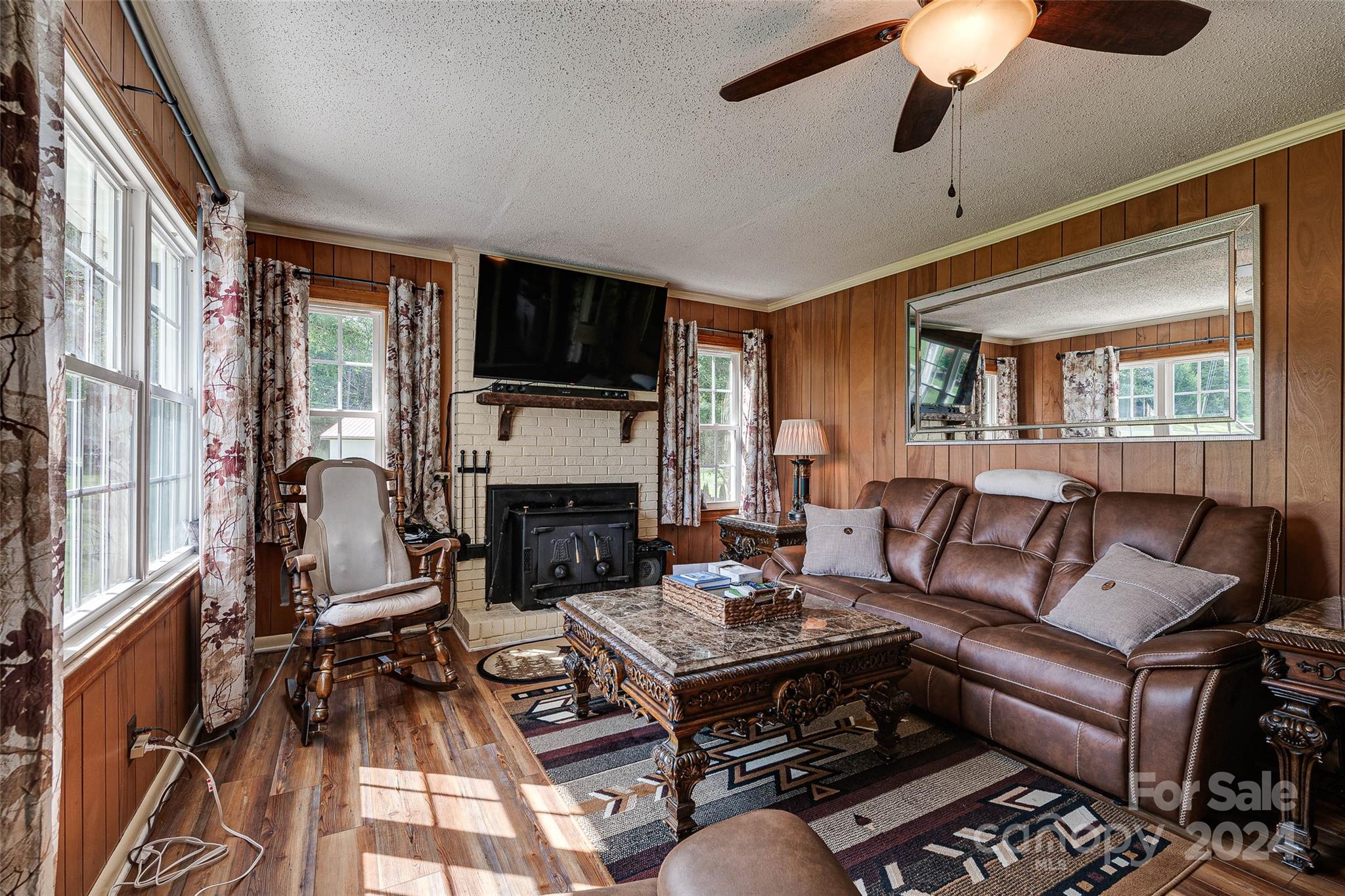 148 Hudson Lane Property Photo 7