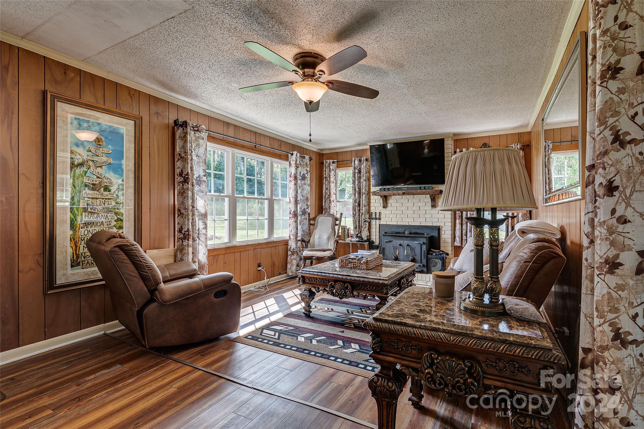 148 Hudson Lane Property Photo 10