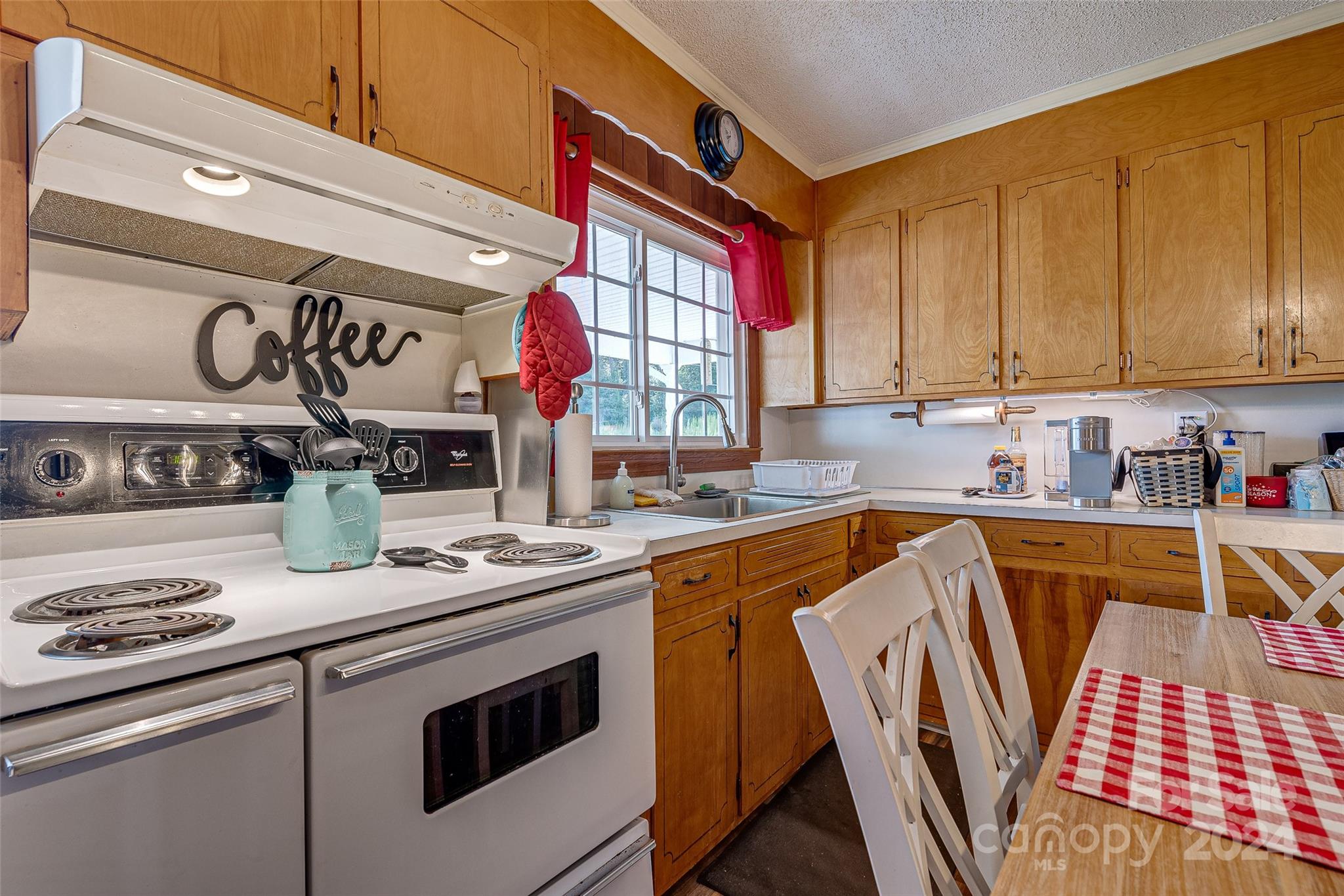 148 Hudson Lane Property Photo 26