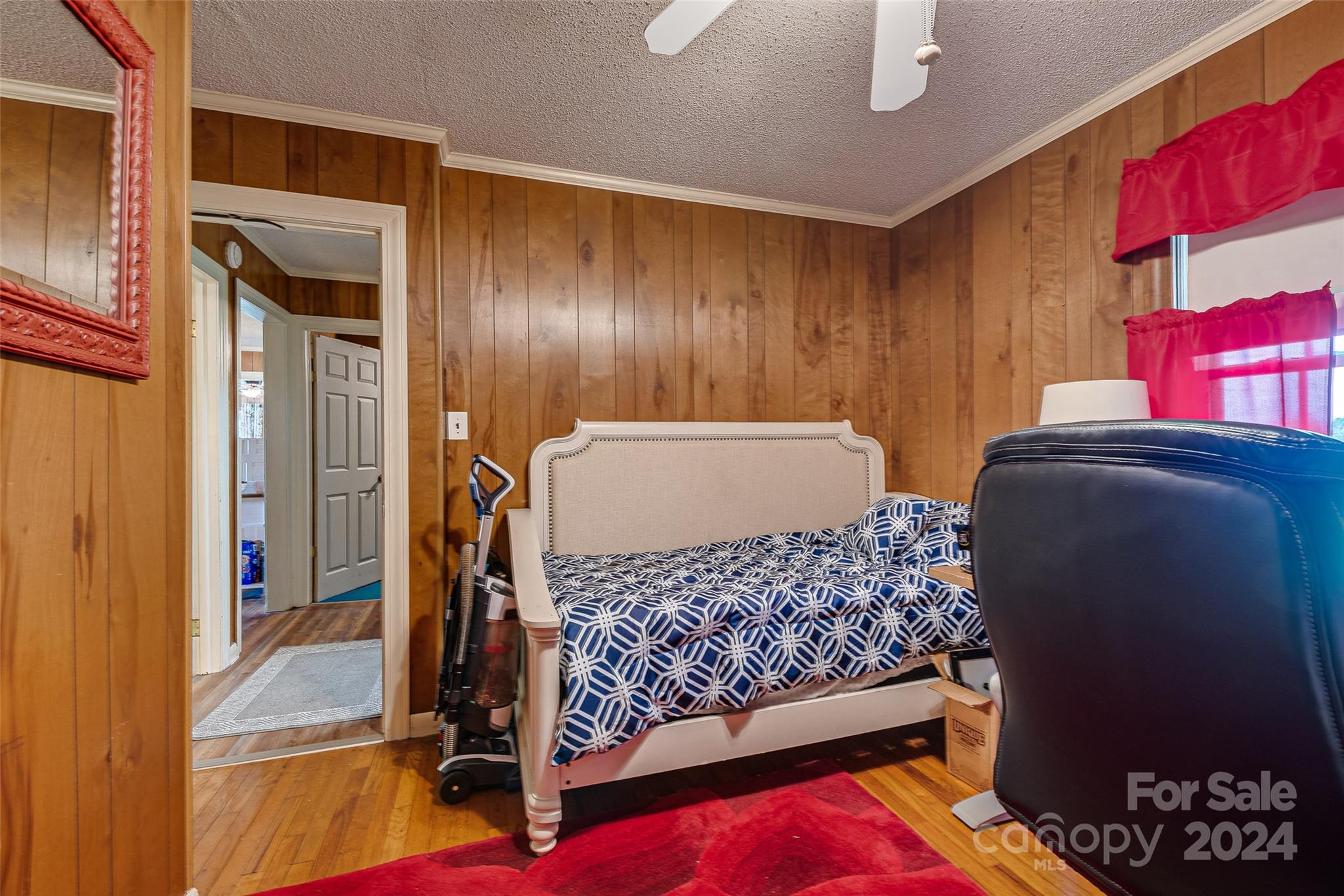 148 Hudson Lane Property Photo 32
