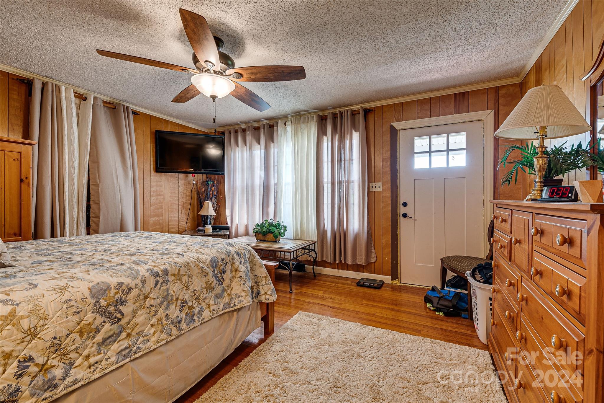 148 Hudson Lane Property Photo 33