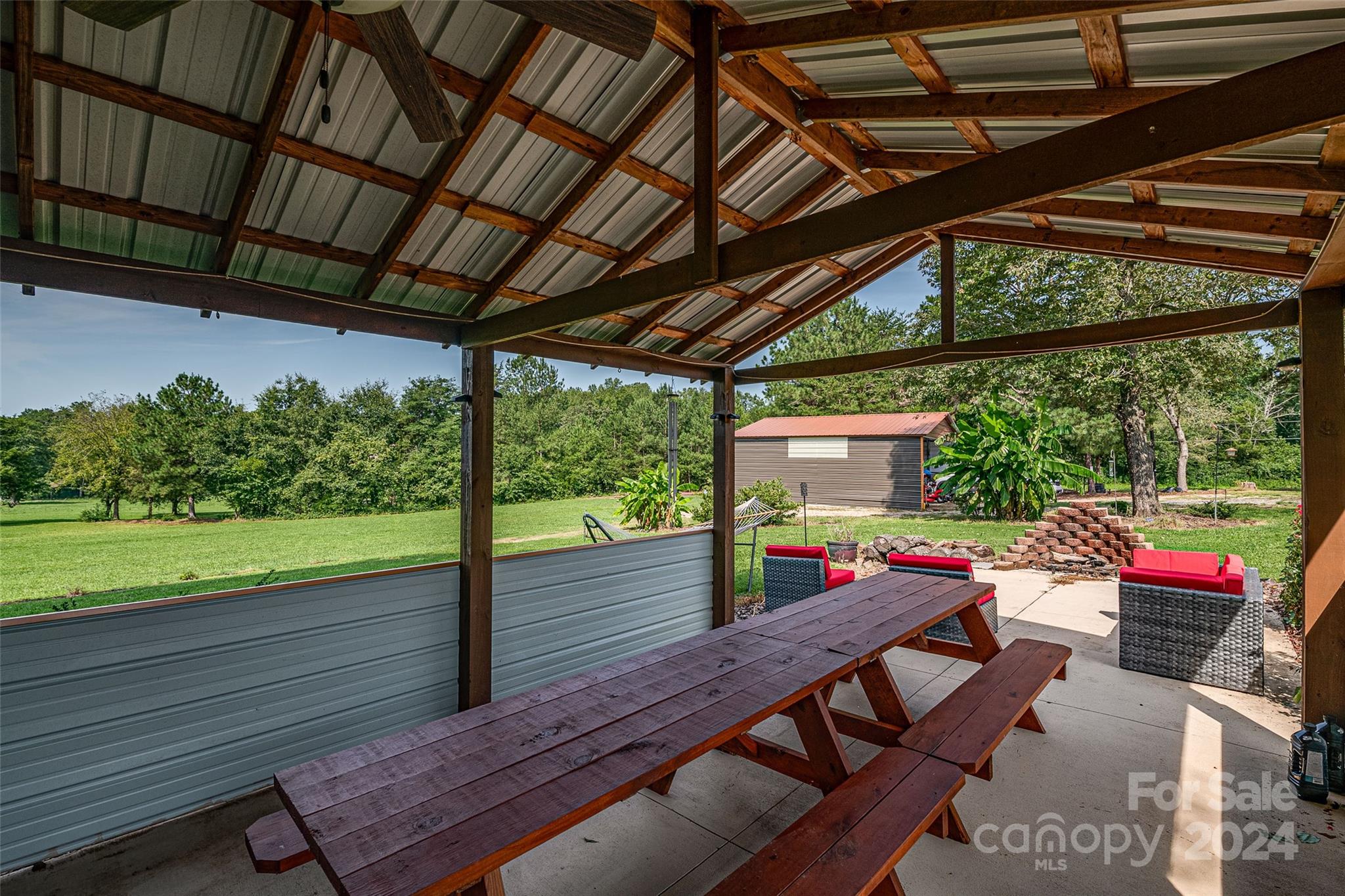 148 Hudson Lane Property Photo 43