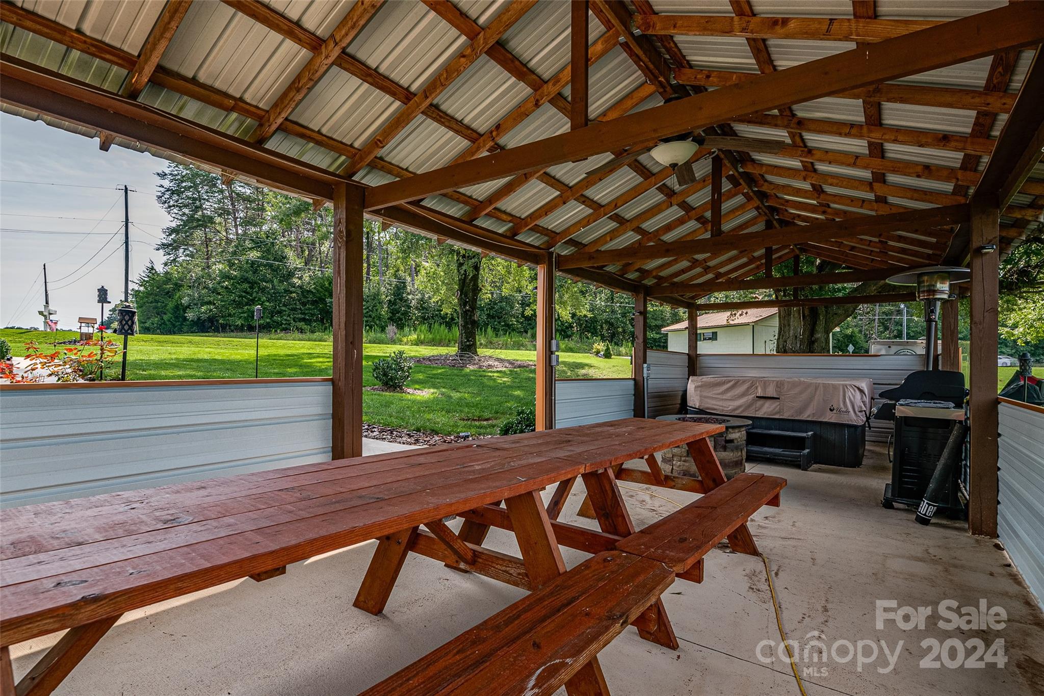 148 Hudson Lane Property Photo 47