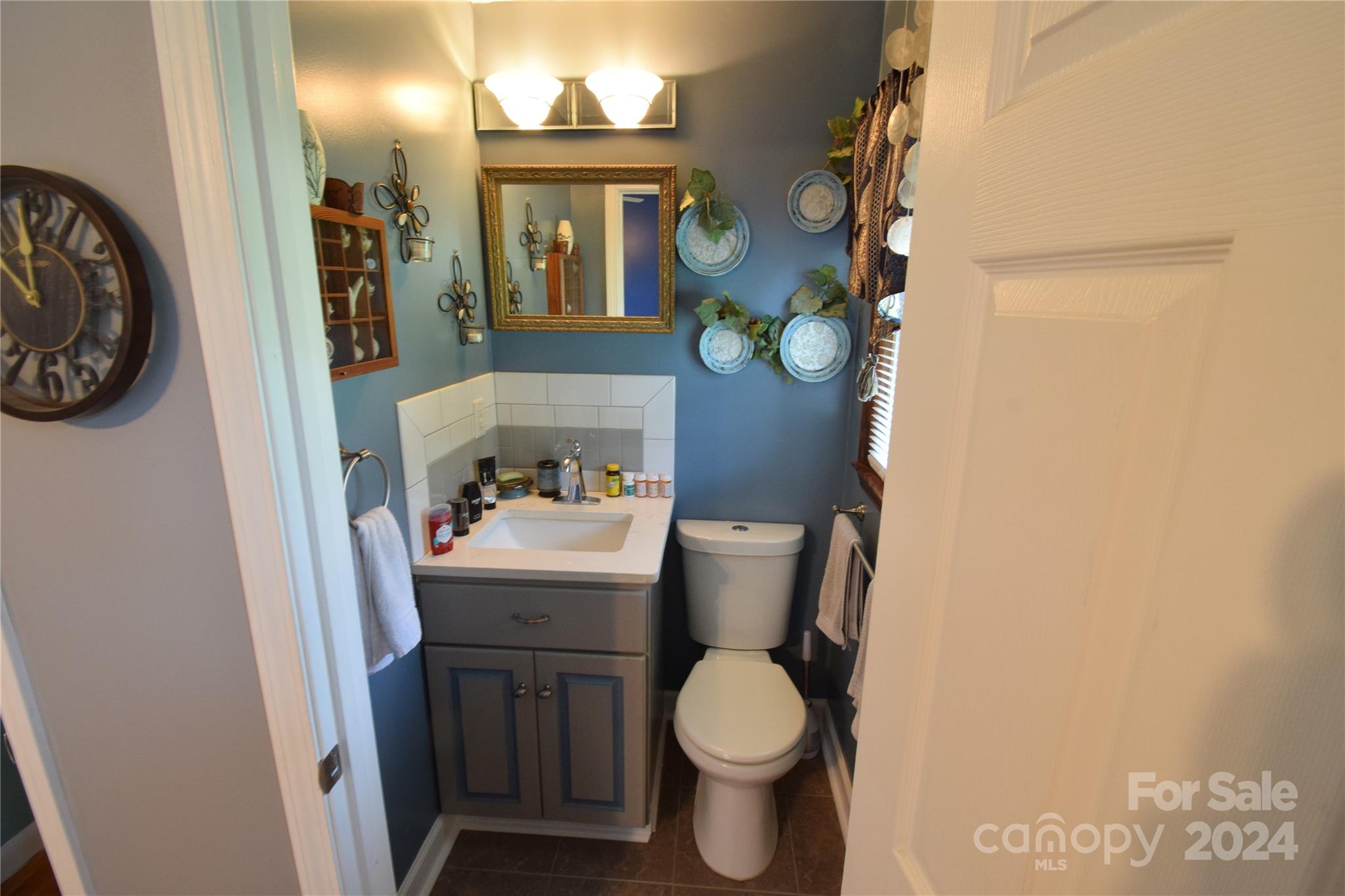 902 Carmel Drive Property Photo 24