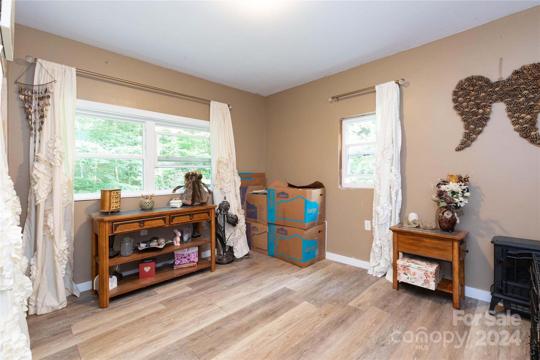 500 Chimney Log Road Property Photo 10