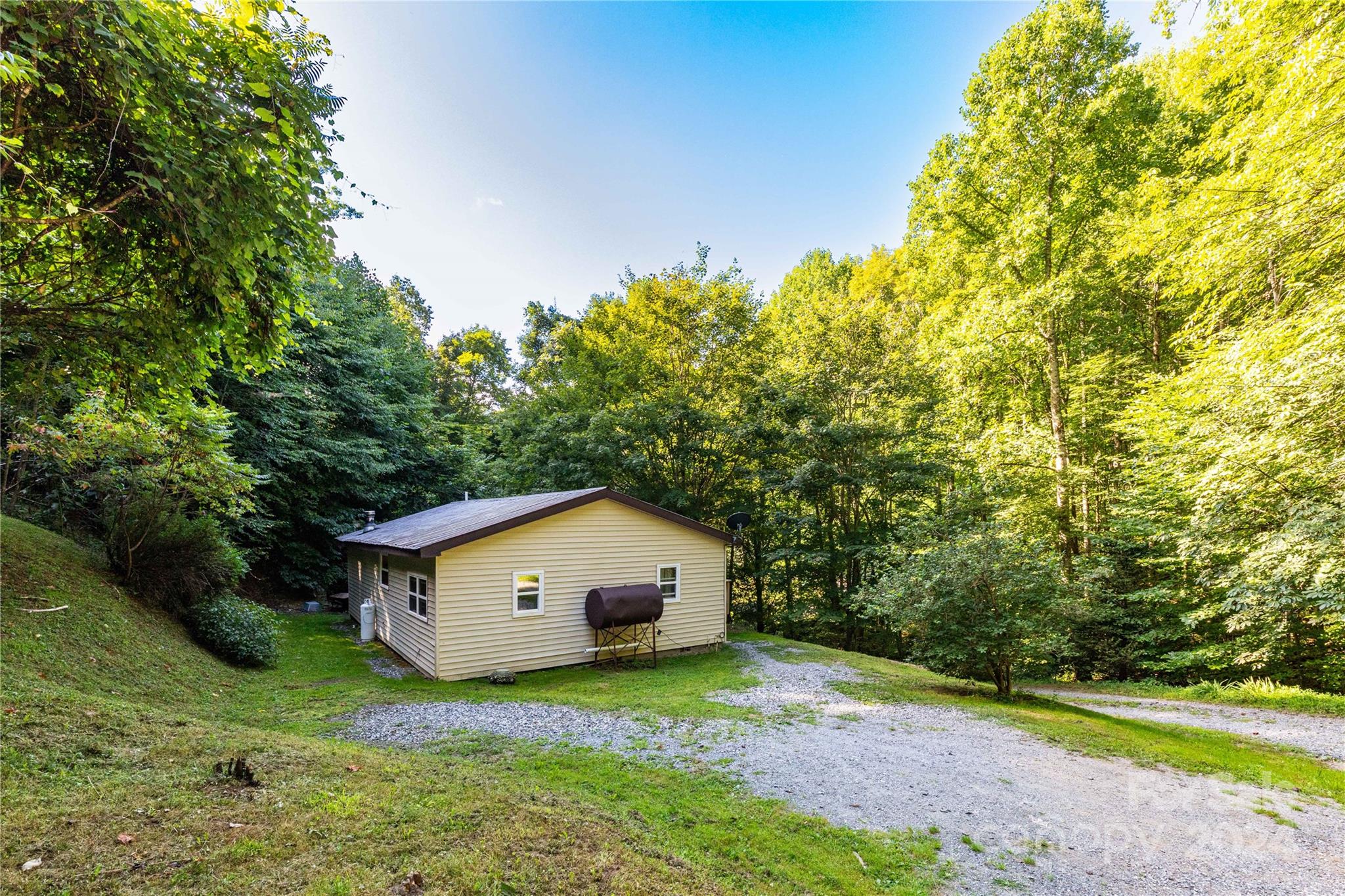 500 Chimney Log Road Property Photo 19