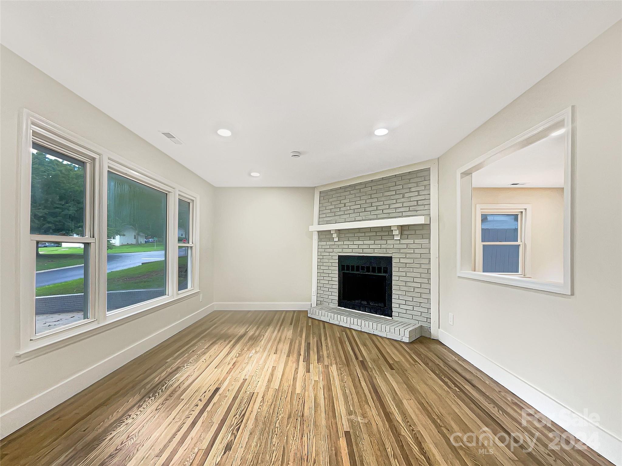 416 Deer Creek Drive Property Photo 12