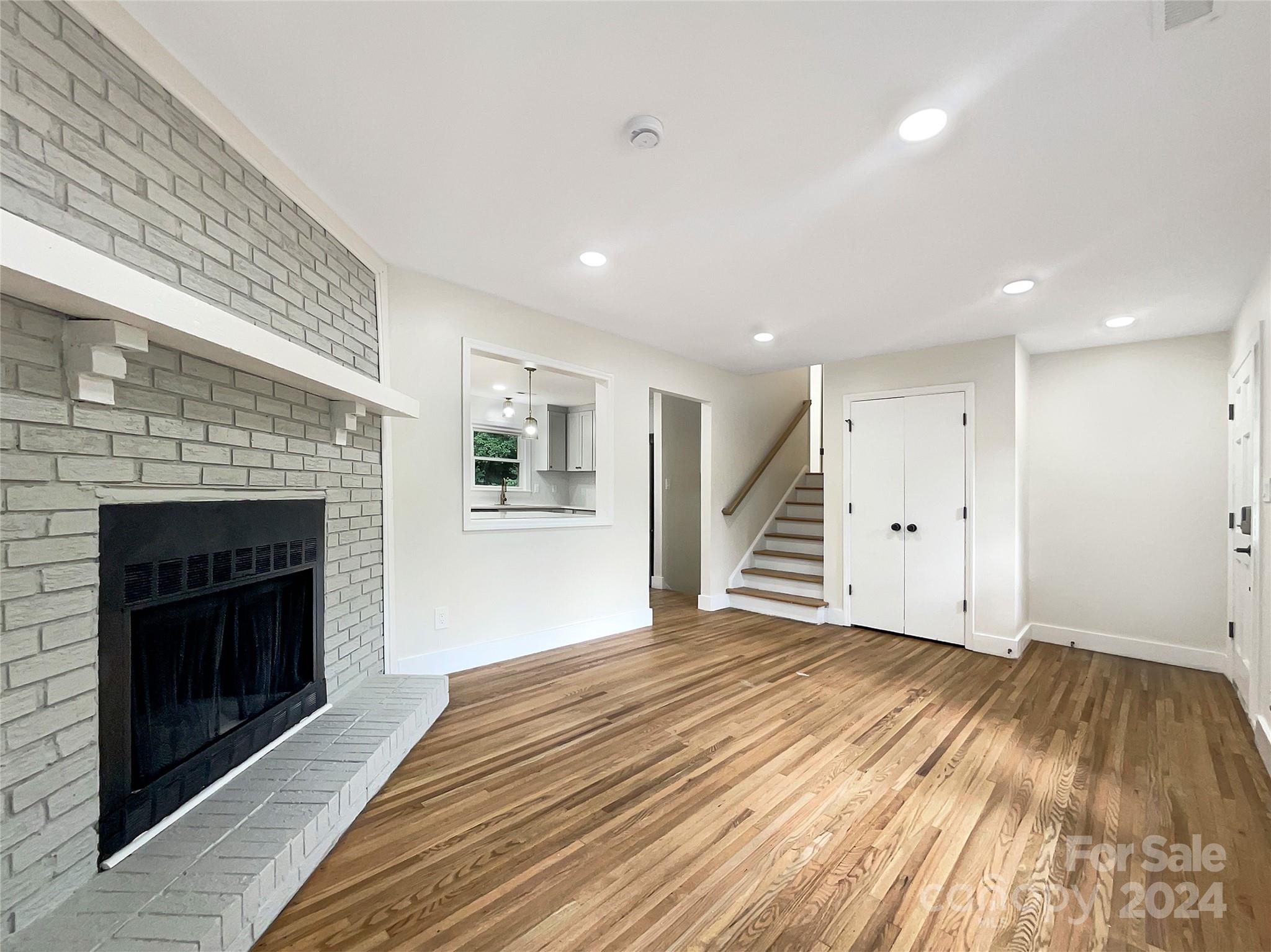416 Deer Creek Drive Property Photo 13