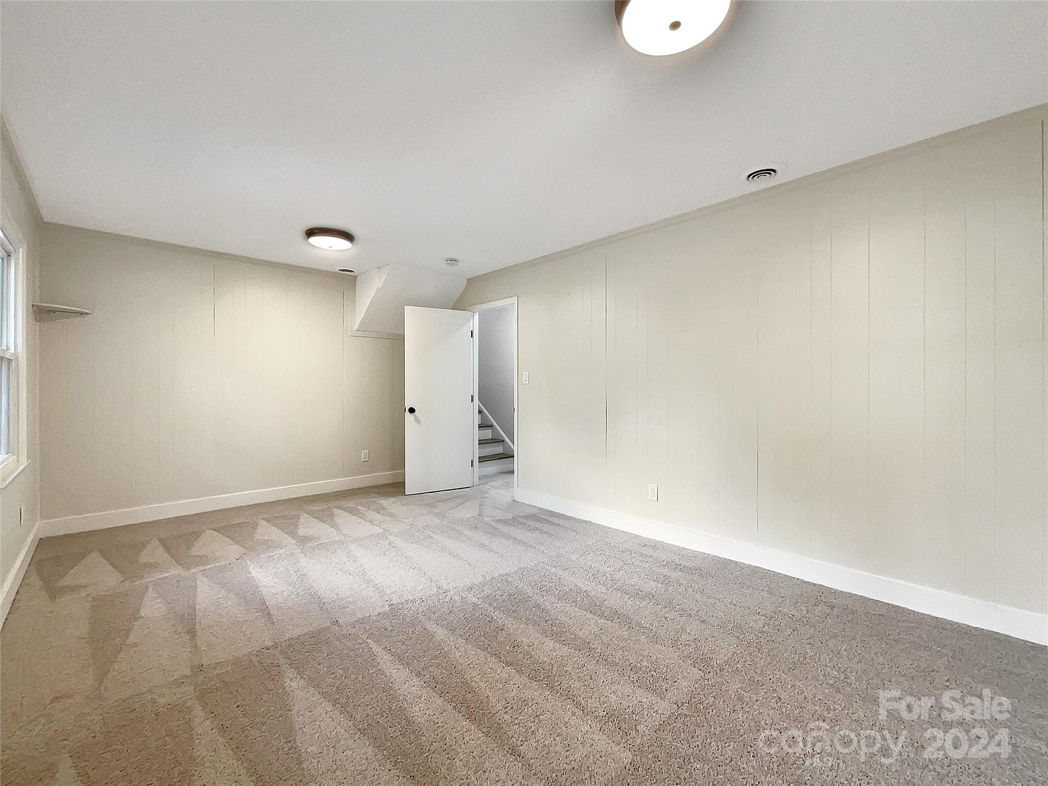 416 Deer Creek Drive Property Photo 18
