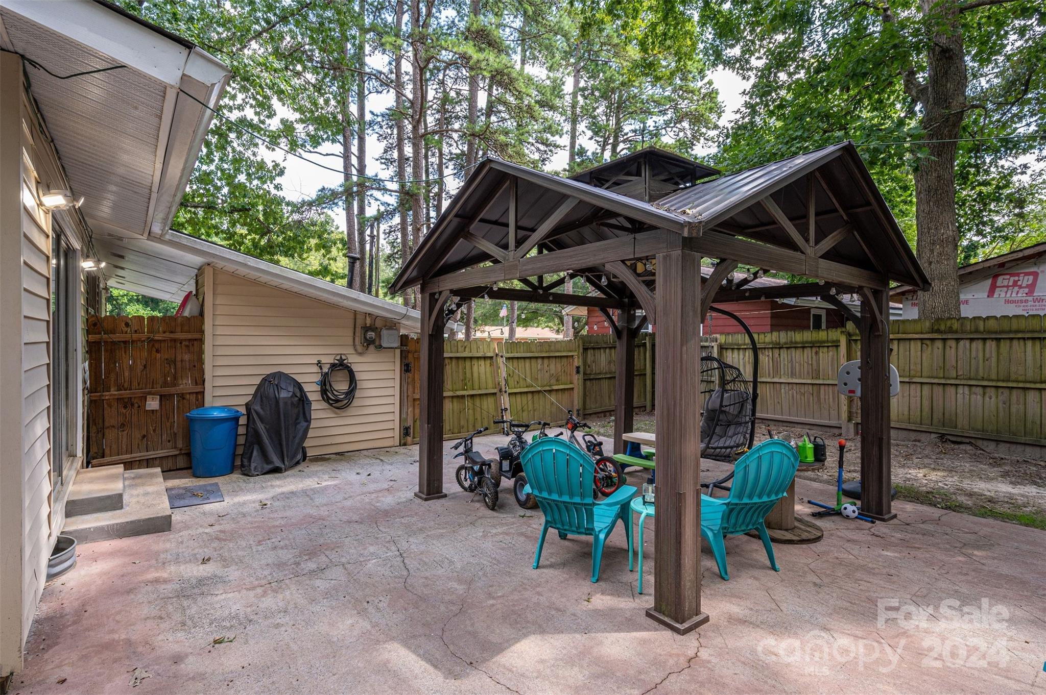 1245 Blackwood Street Property Photo 21