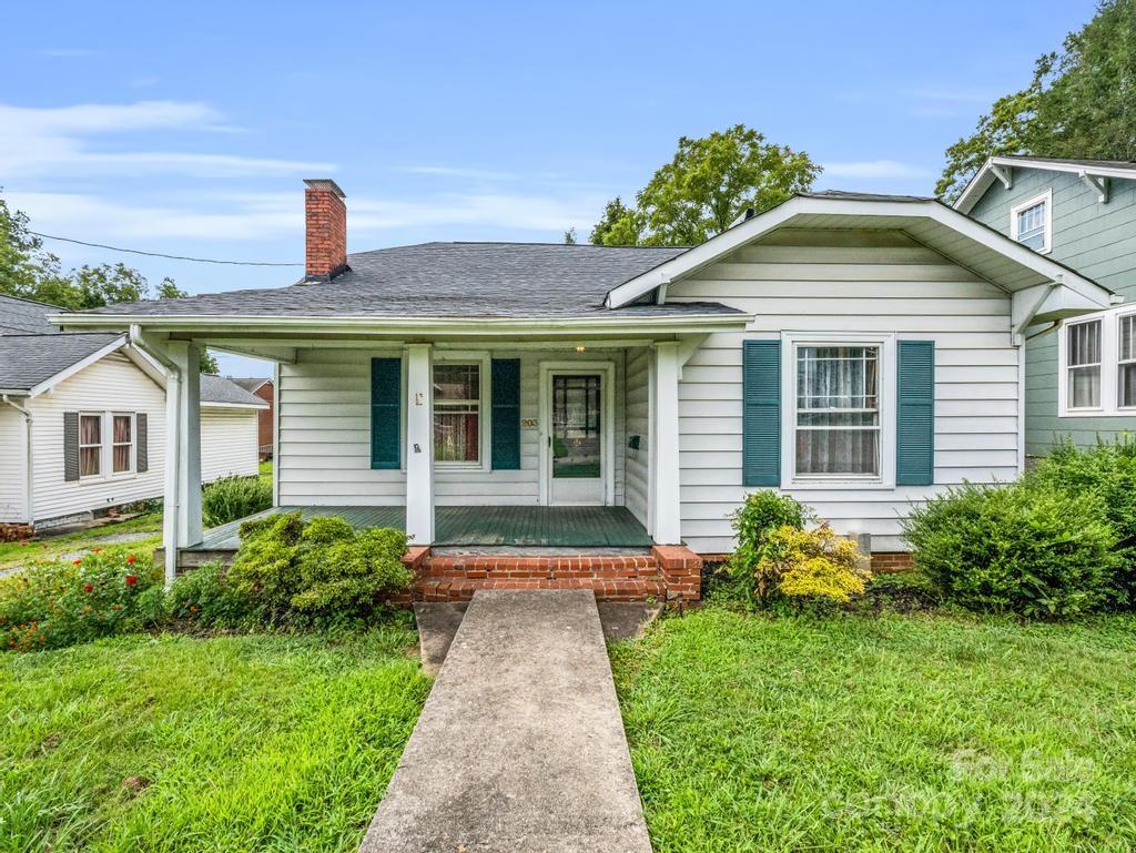 203 Court Street Property Photo 1