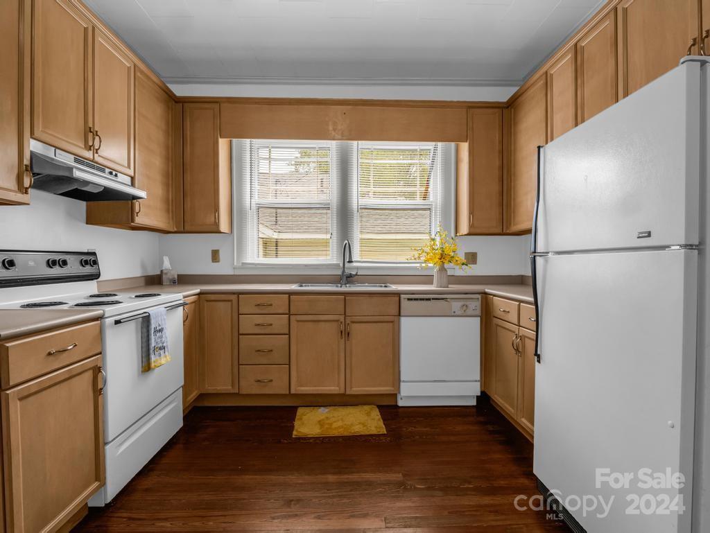 203 Court Street Property Photo 10
