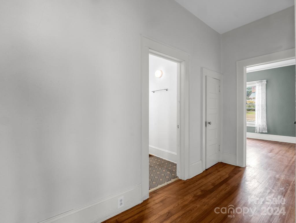 203 Court Street Property Photo 16
