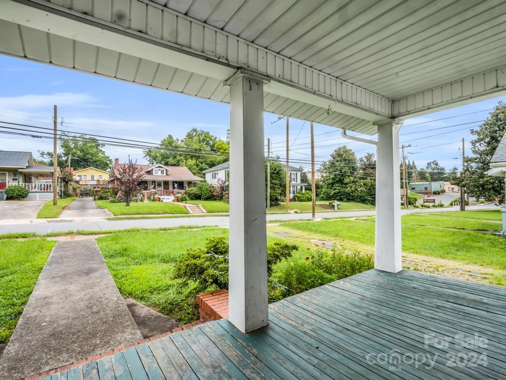 203 Court Street Property Photo 22