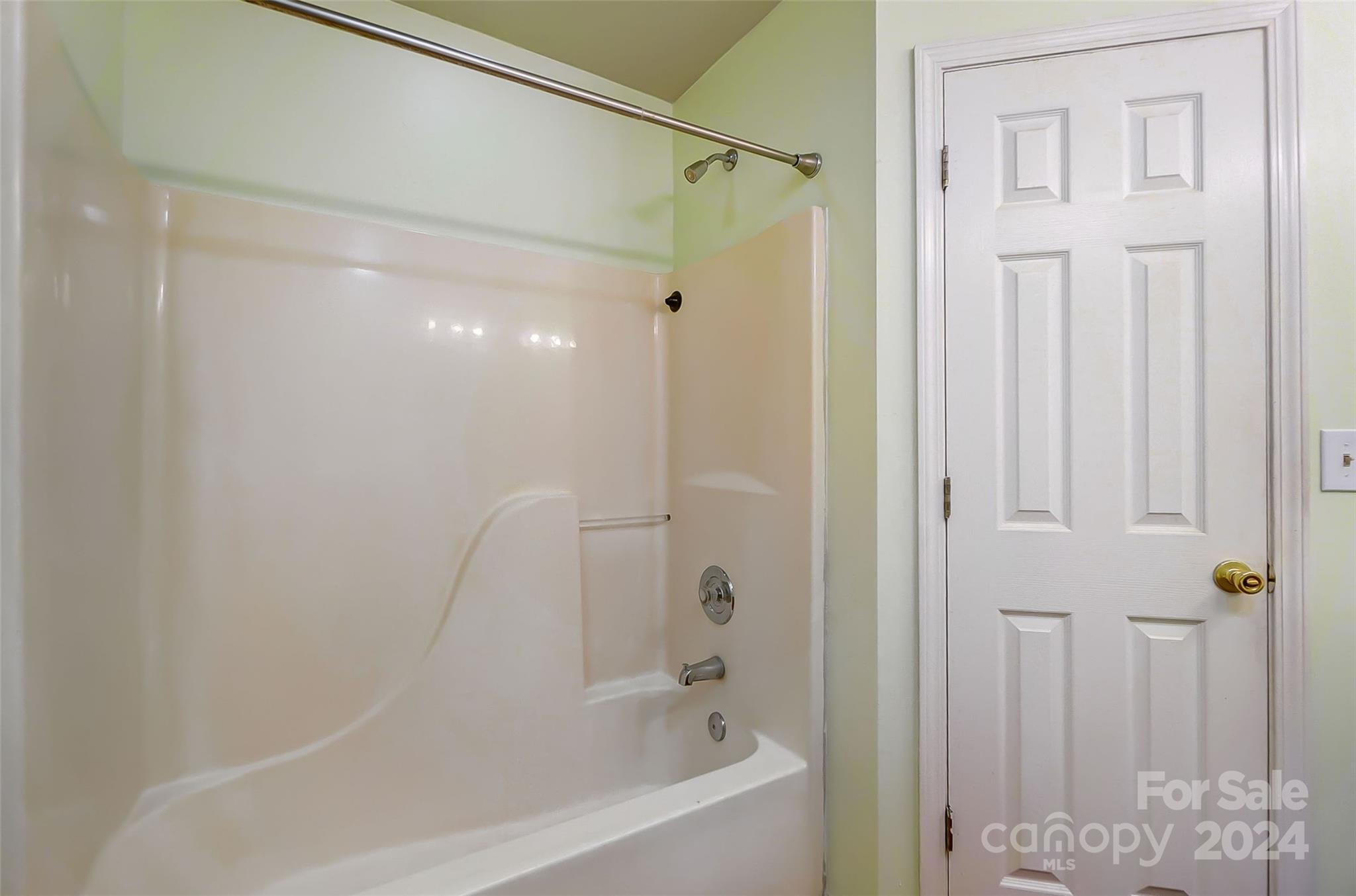 2876 Hosta Drive Property Photo 19