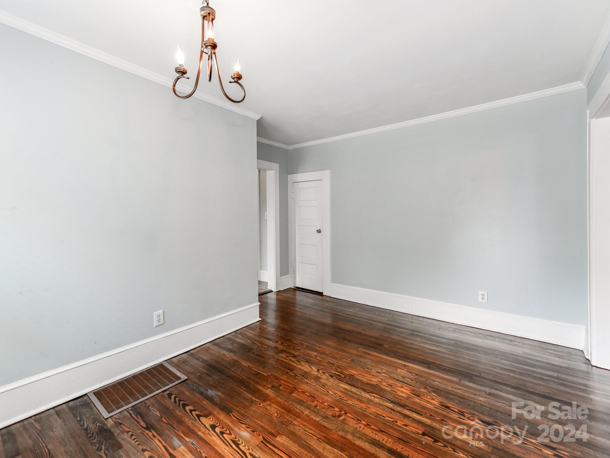 1501 Cleveland Avenue B Property Photo 10