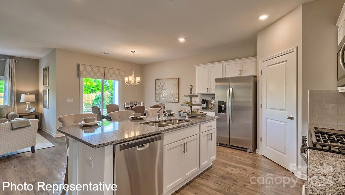 46 Dandelion Road Property Photo 12