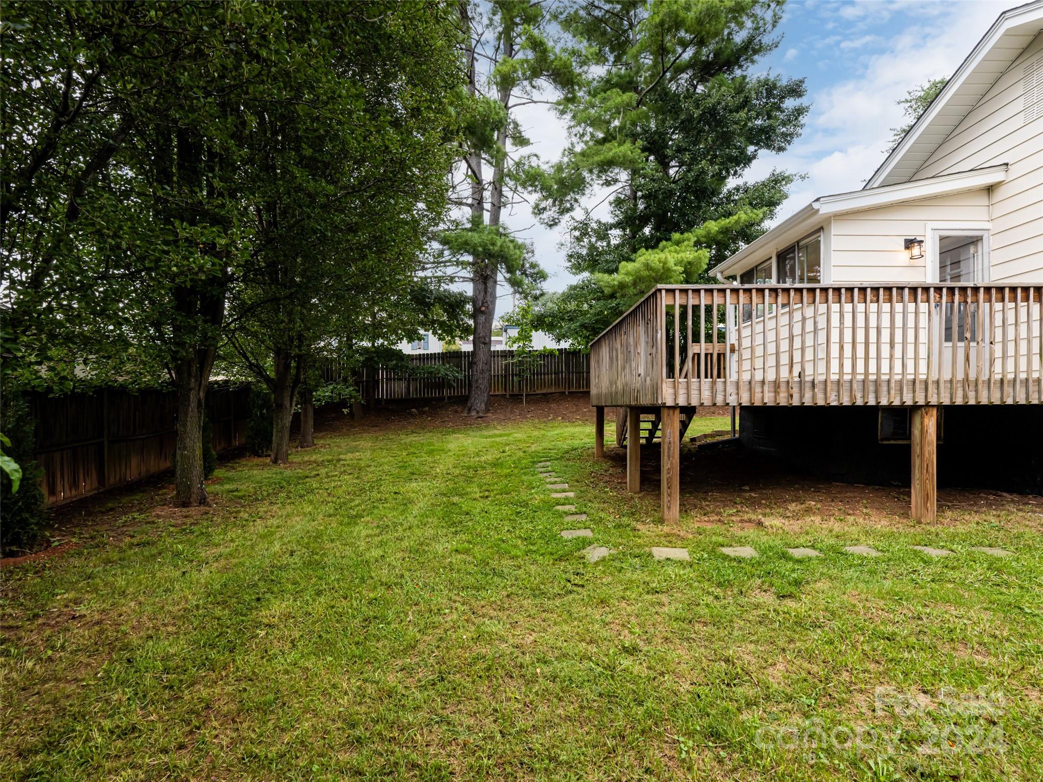 142 N Bear Creek Road Property Photo 41