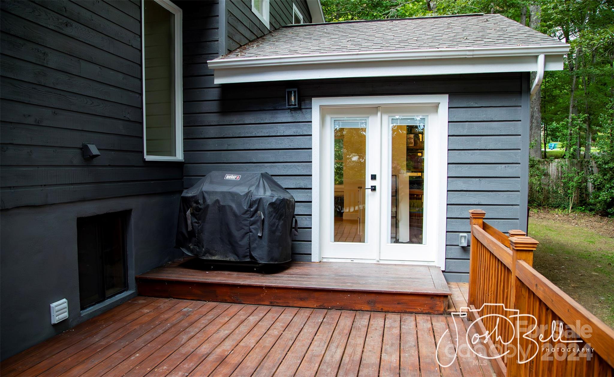 6 Raintree Lane Property Photo 5