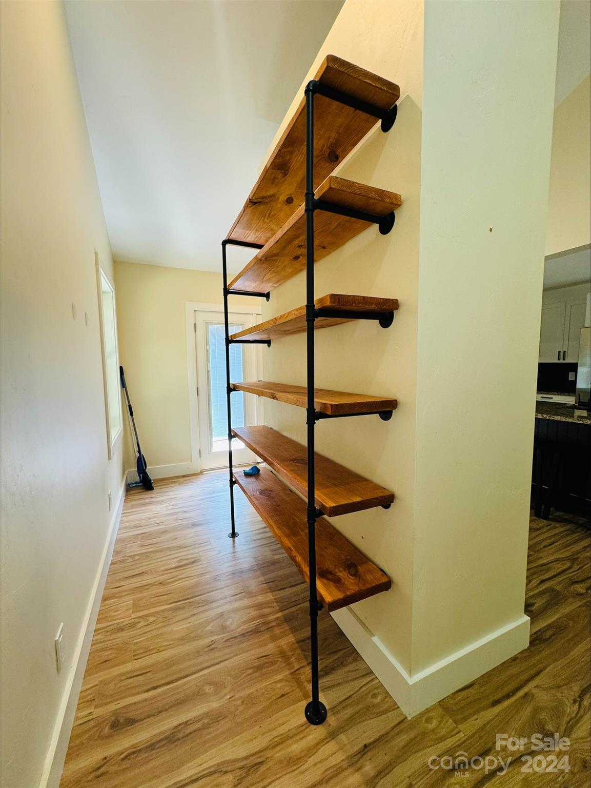 6 Raintree Lane Property Photo 15