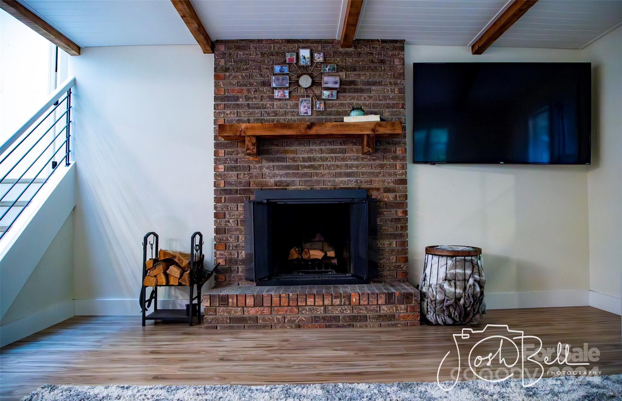 6 Raintree Lane Property Photo 16