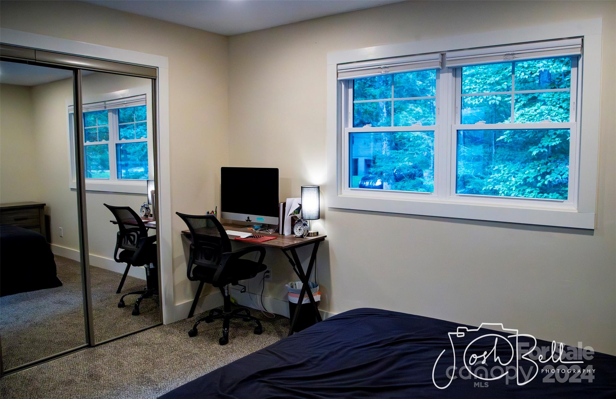 6 Raintree Lane Property Photo 32
