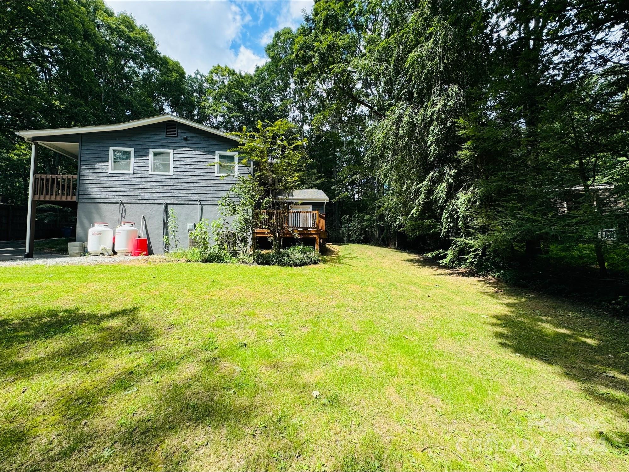 6 Raintree Lane Property Photo 42